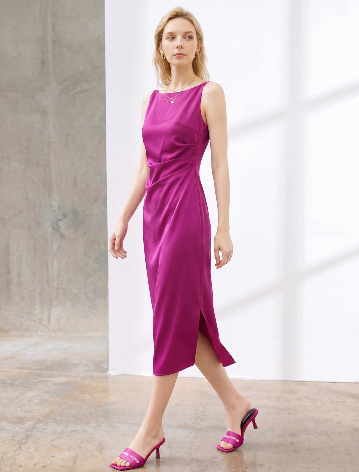 Black Boat Neck Sleeveless Midi Dress