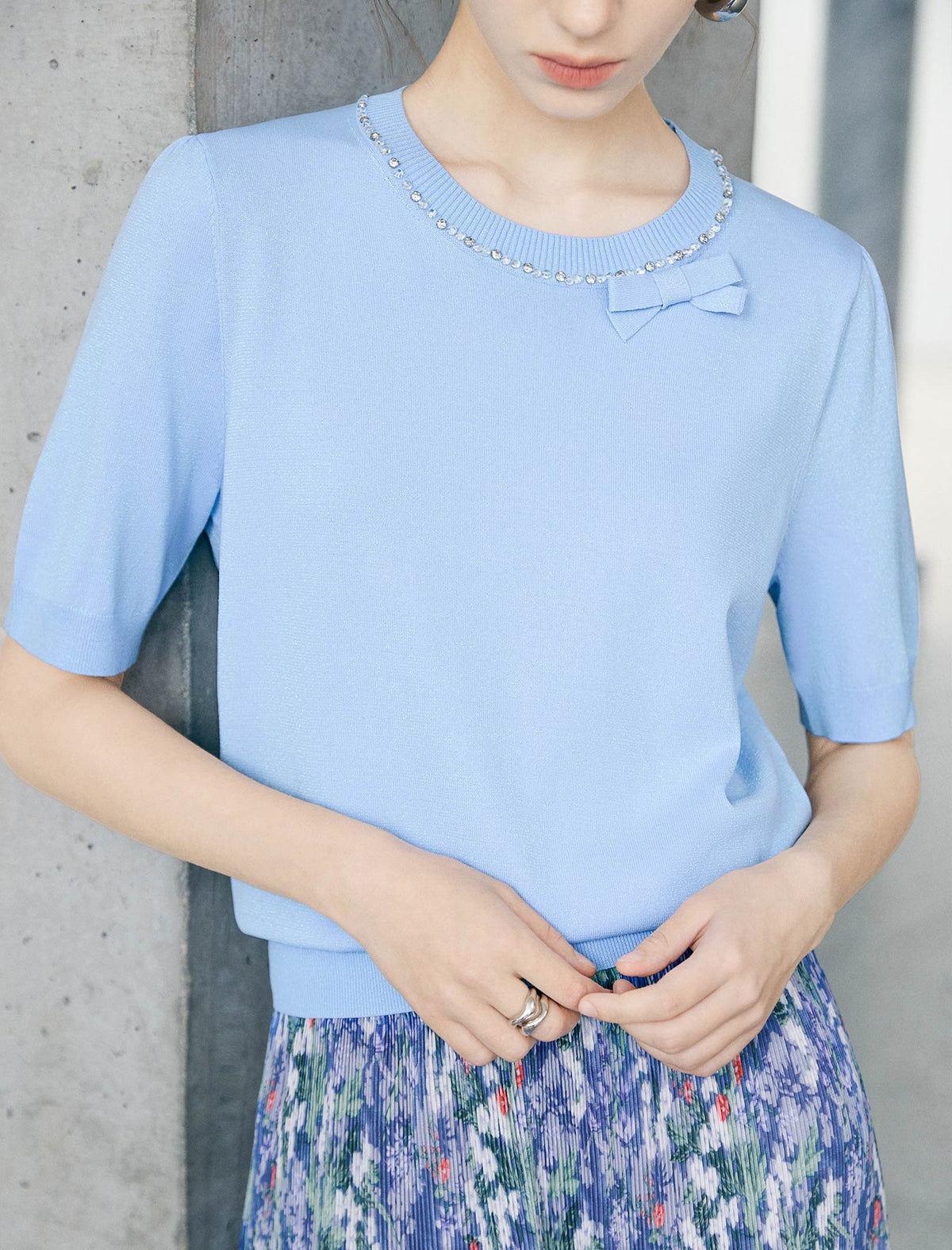 Bow Detail Embellished Neckline Knit Top