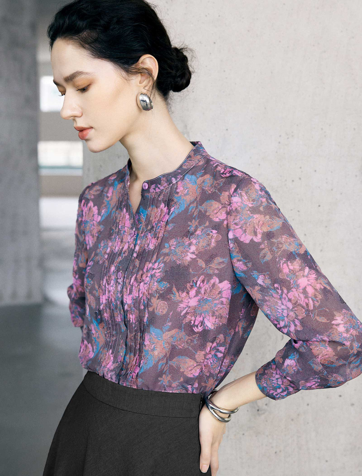 Printed Stand Collar Pleated Chiffon Blouse