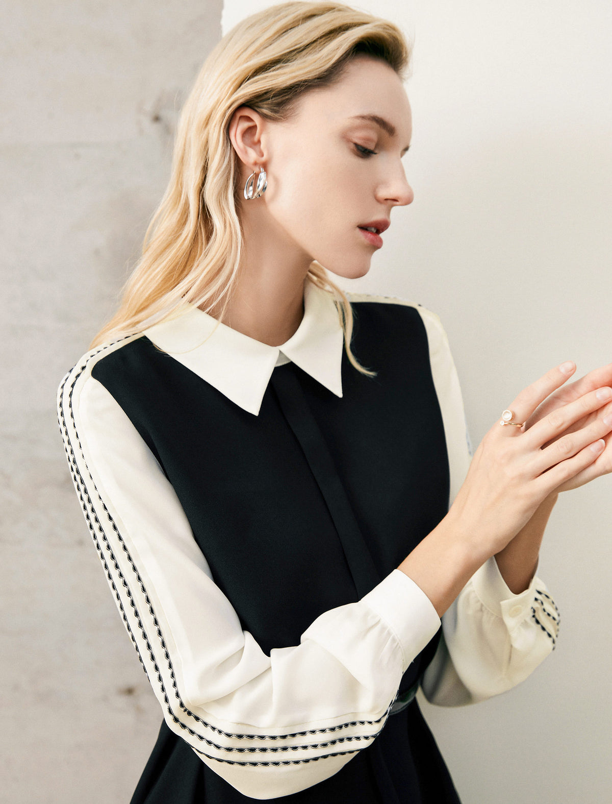 Colorblock Collared Long Sleeve Belted Dress