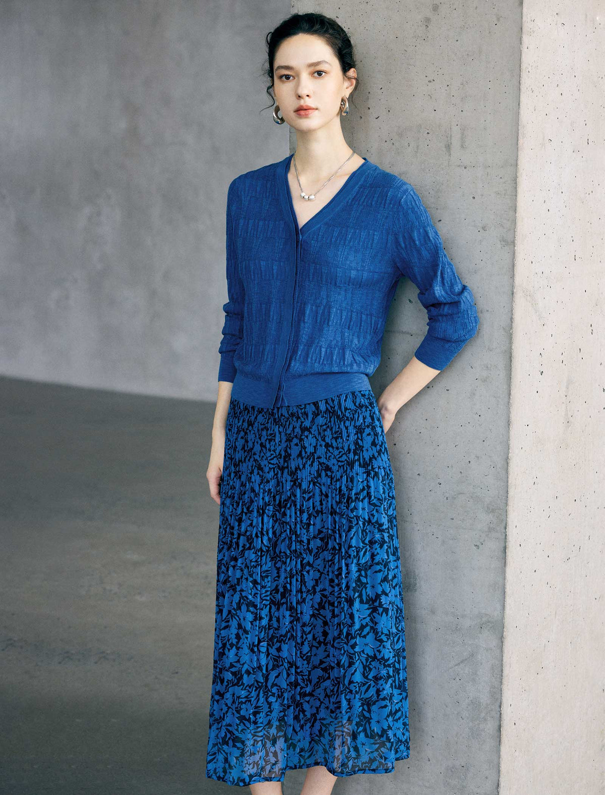 Abstract Print Pleated A-Line Midi Skirt