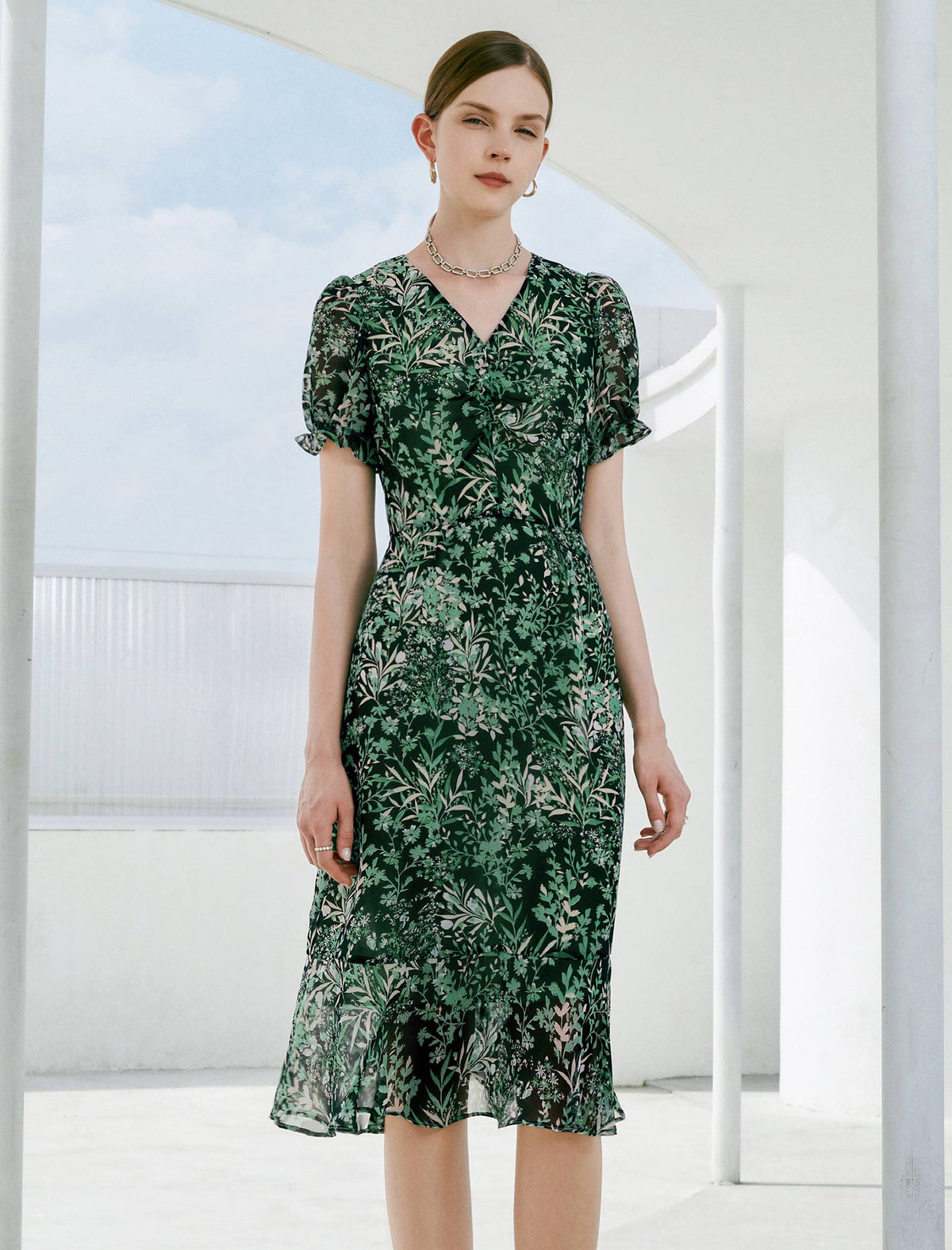 Romantic V-Neck Floral Chiffon Midi Dress