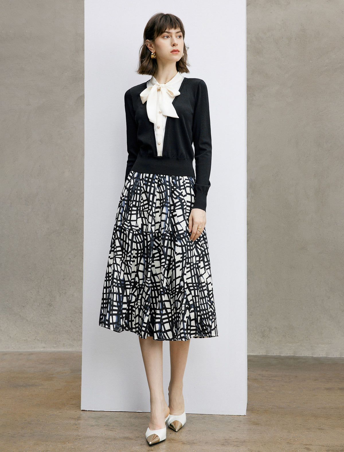 Geometric Print Pleated Midi Skirt