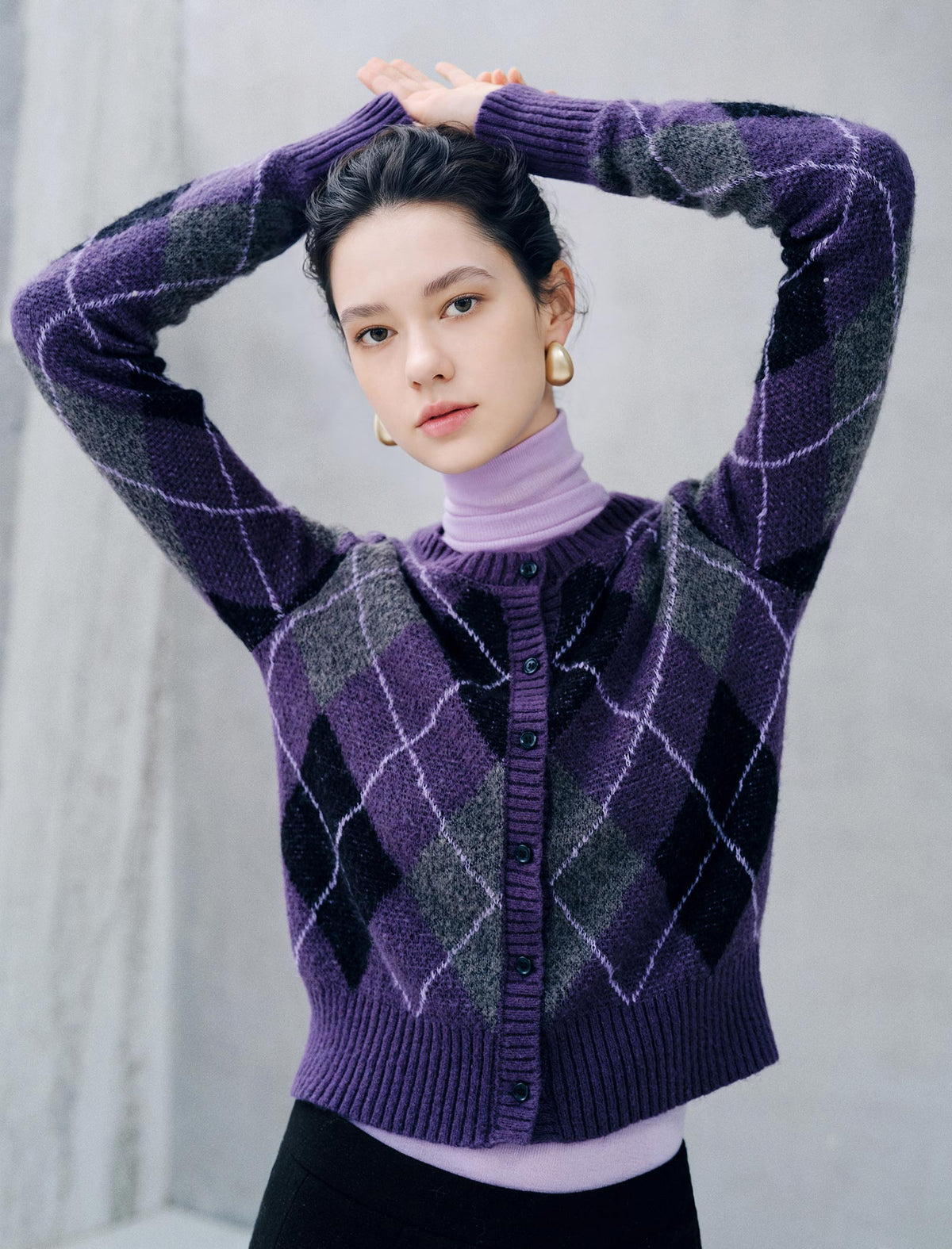 Geometric Plaid Round Neck Cropped Knit Cardigan