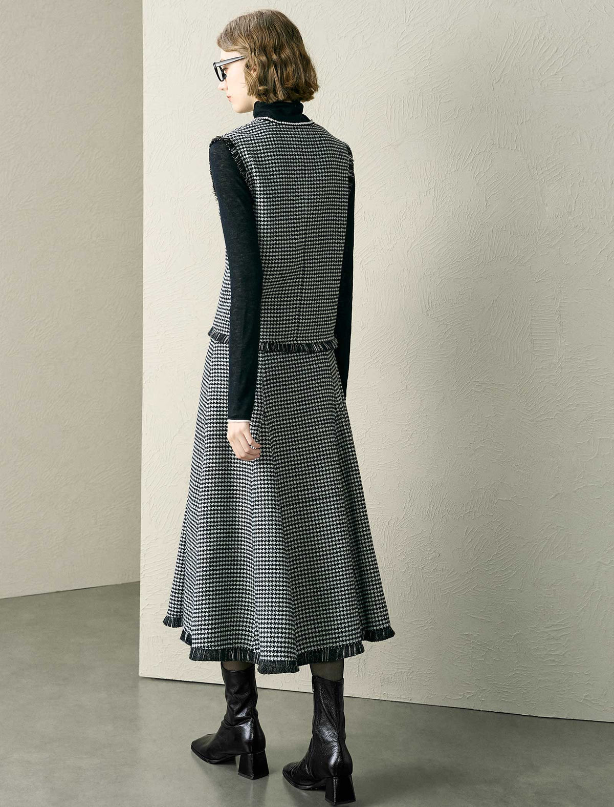Houndstooth A-Line Wool-Blend Midi Skirt
