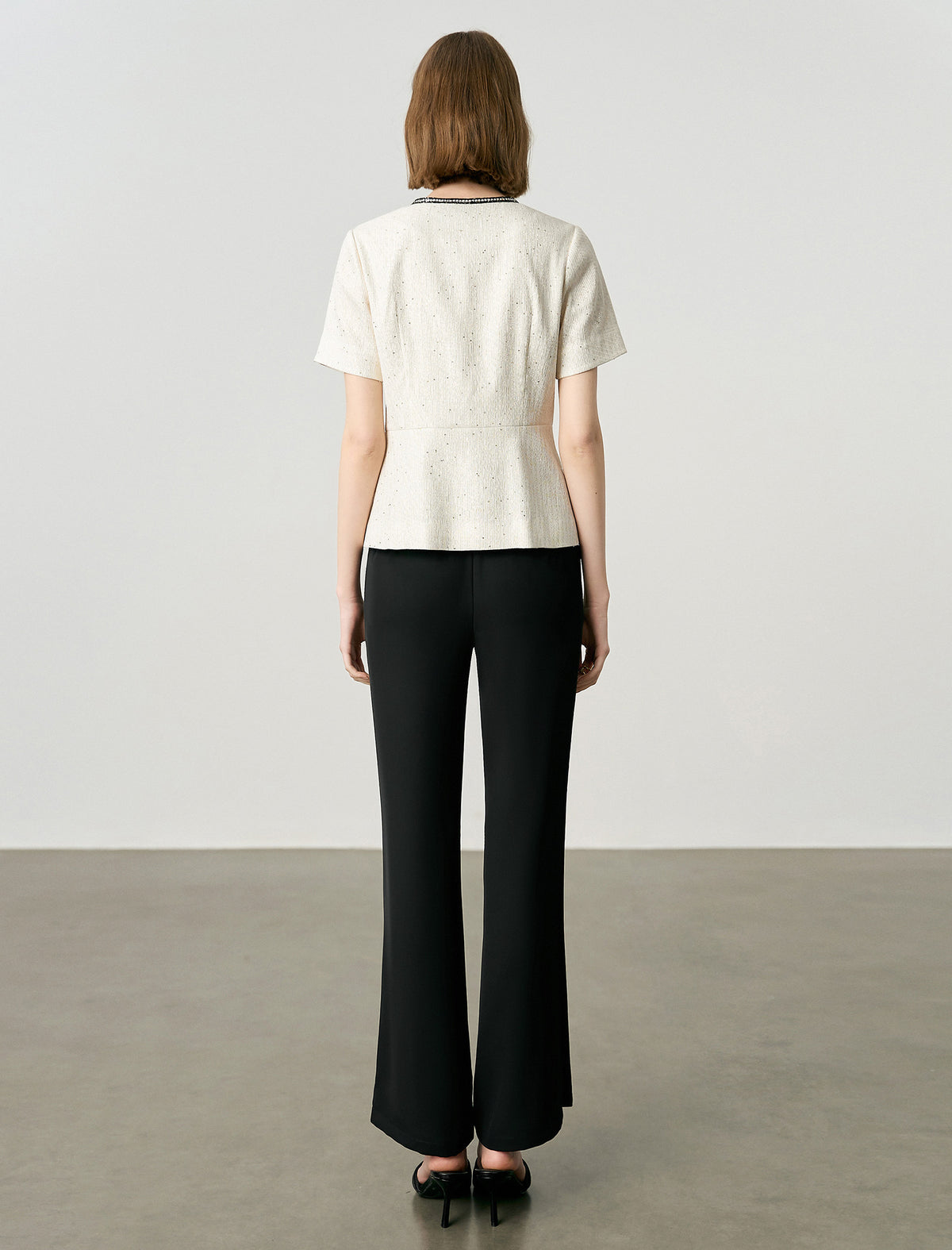 Elegant Black Trim Pearl Button Short Sleeve Jacket