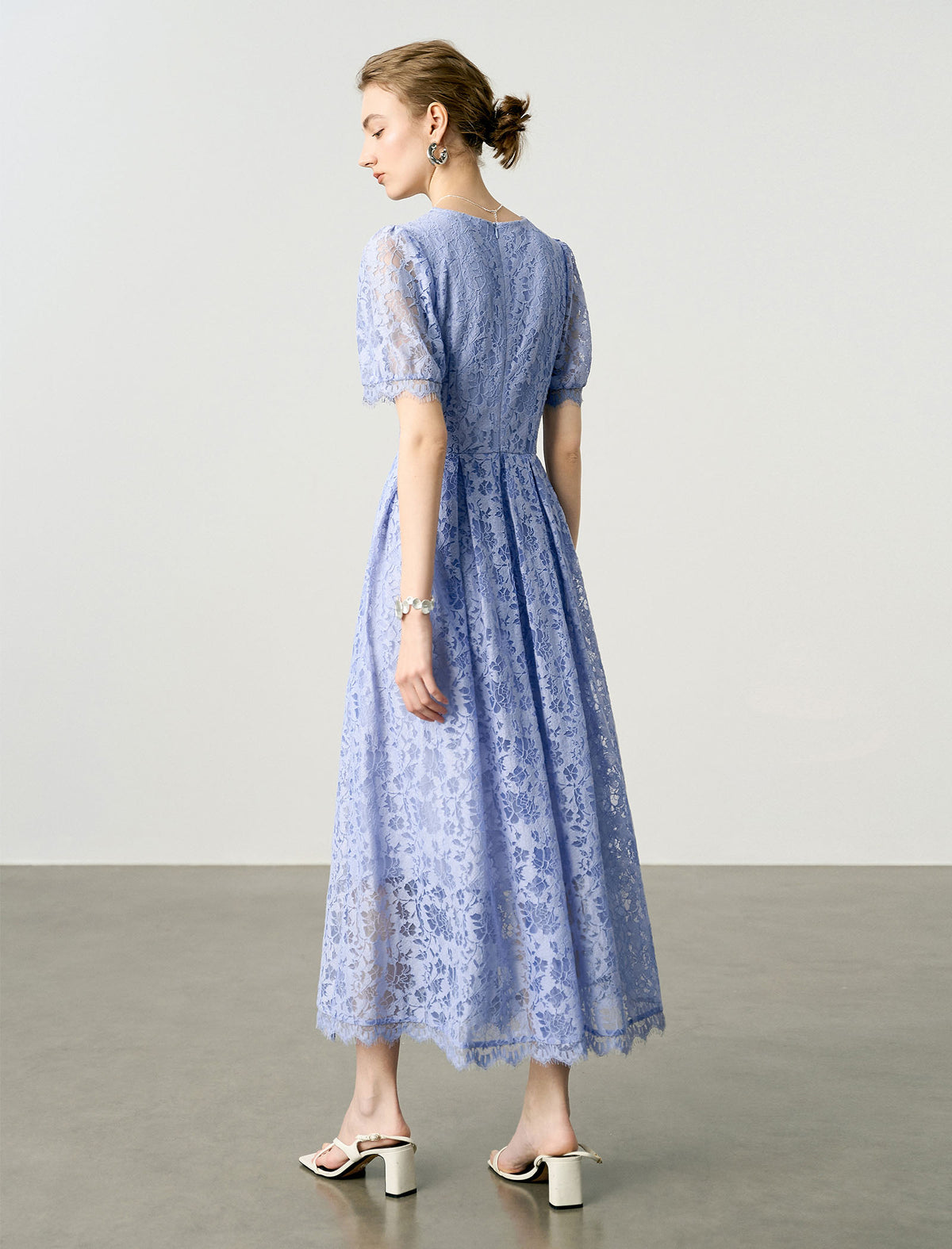 Light Purple Lace V-Neck Maxi Dress