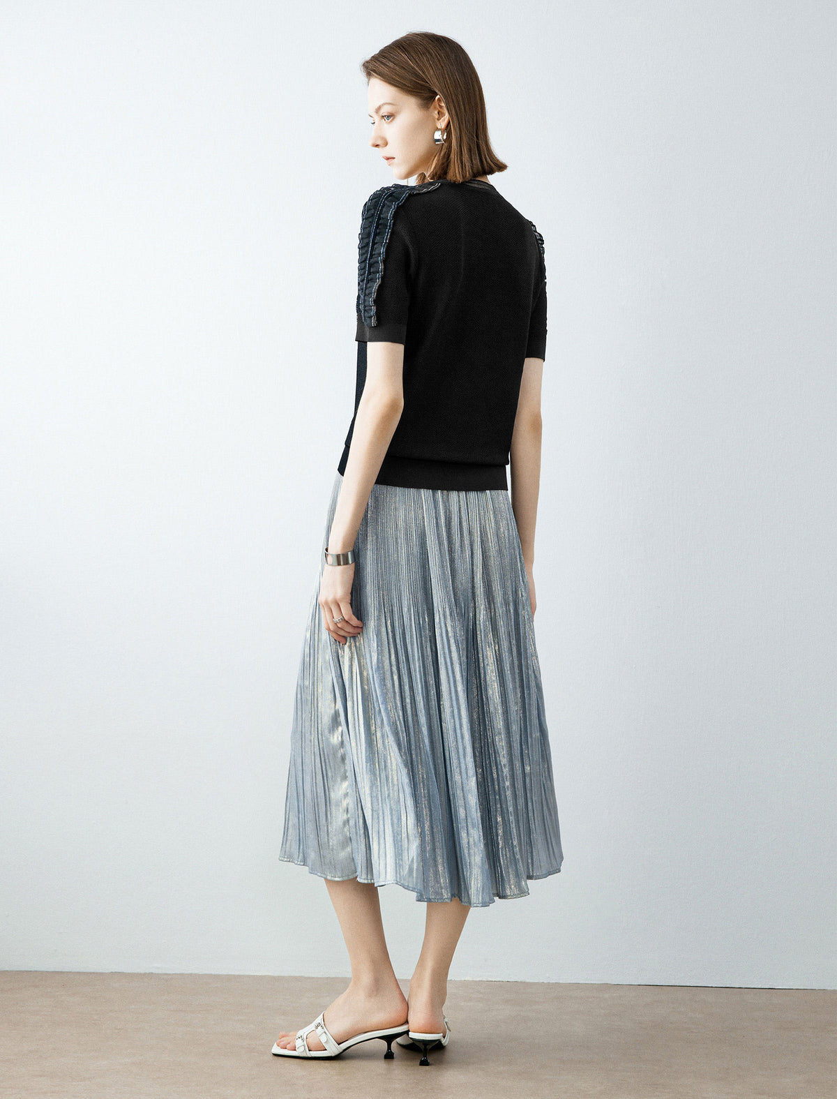 Solid Color Pleated Midi Skirt