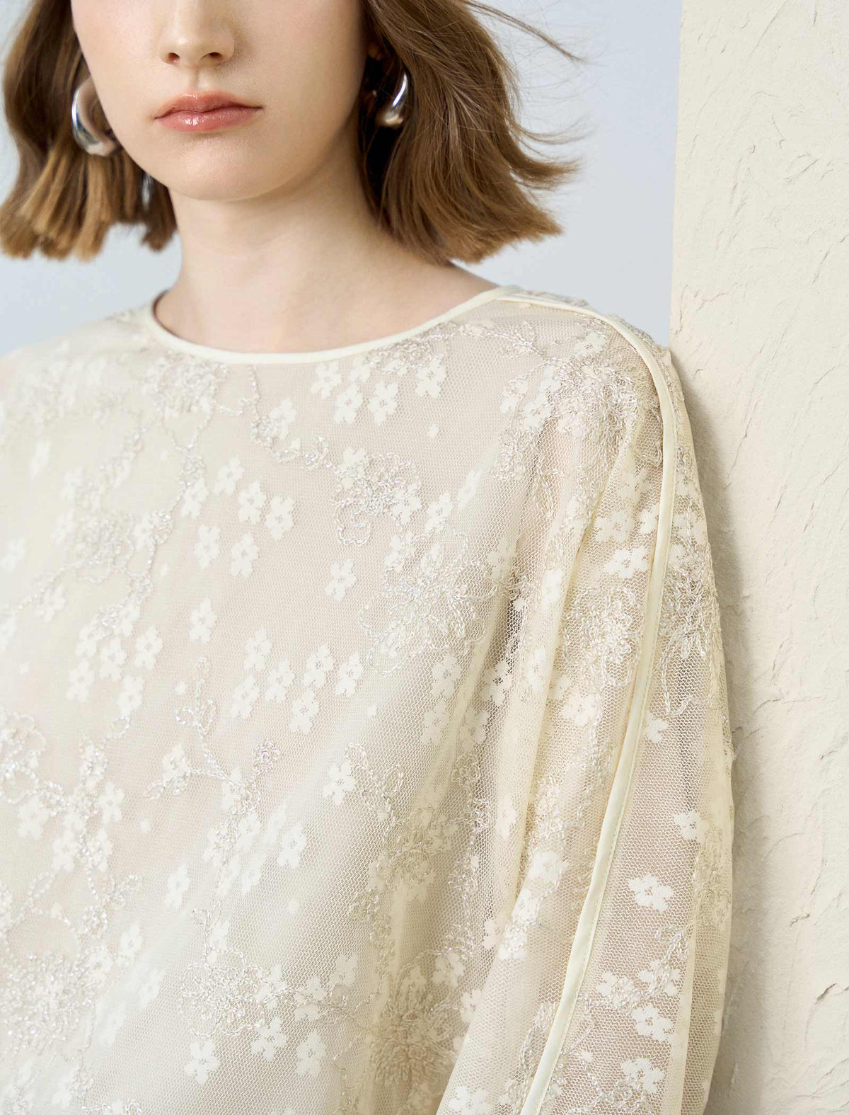 Embroidered Mesh 3/4 Sleeve Blouse