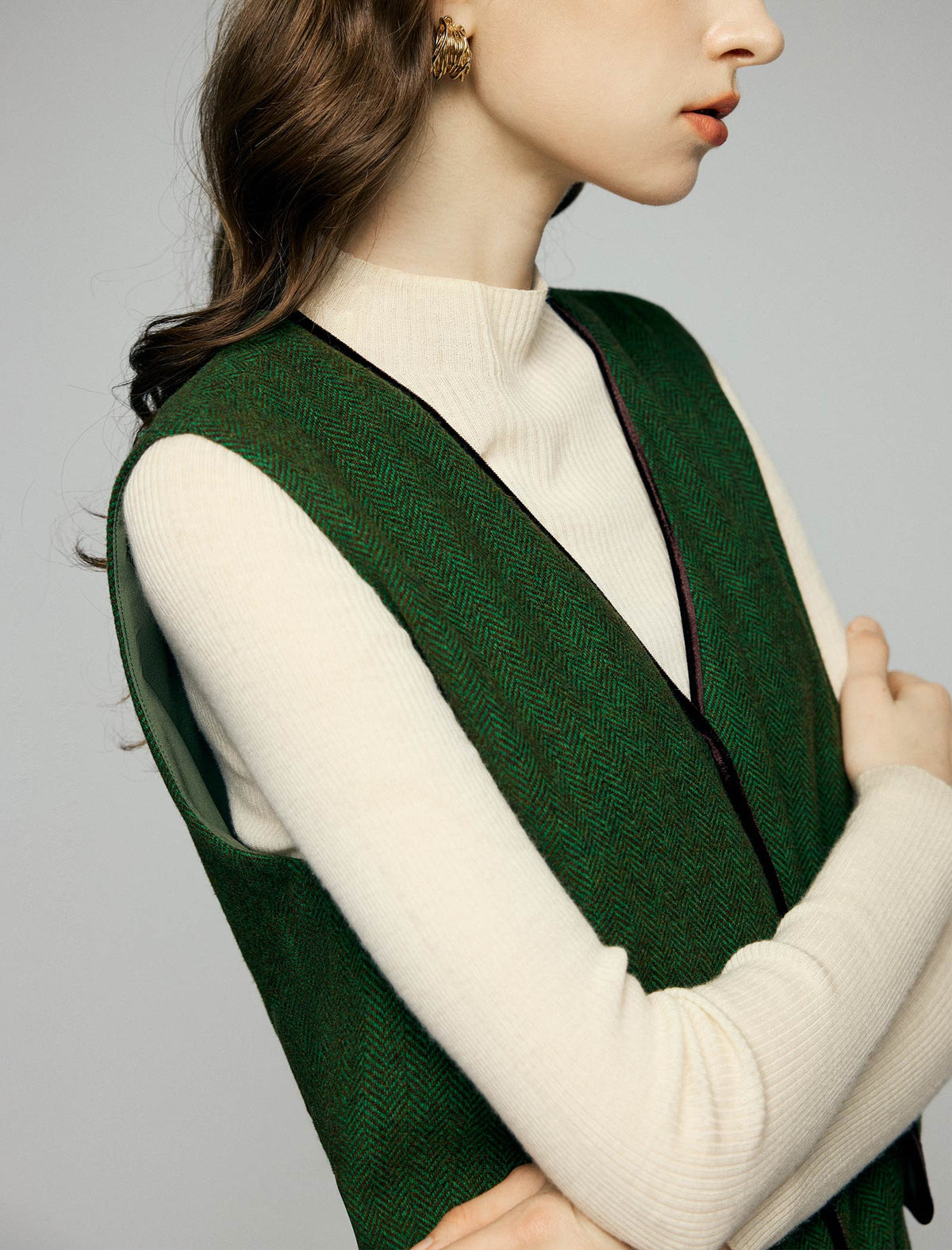 Wool Blend Contrast-Trim V-Neck Pocket Sleeveless Midi Dress