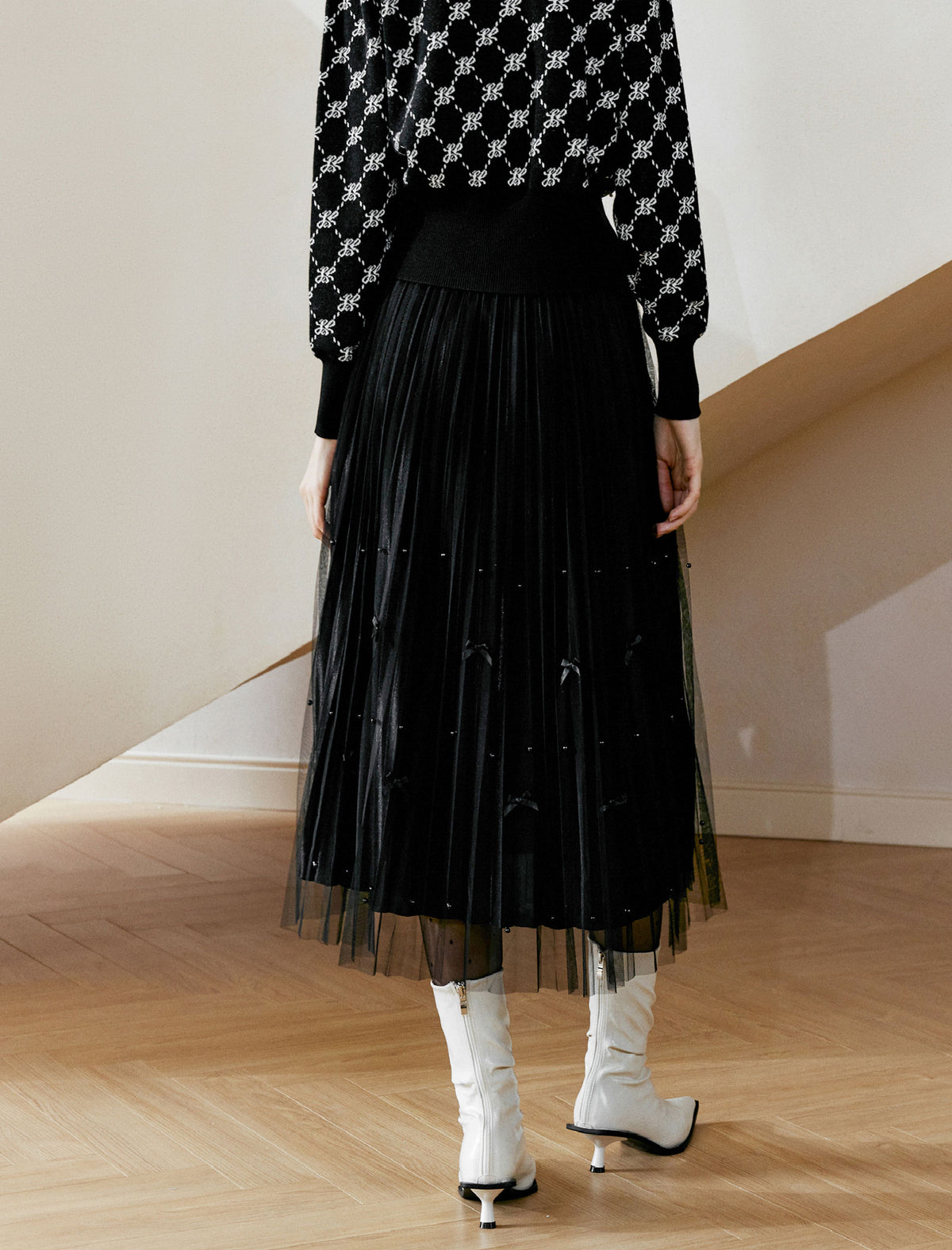 Black Bow Beaded Tulle Pleated Midi Skirt