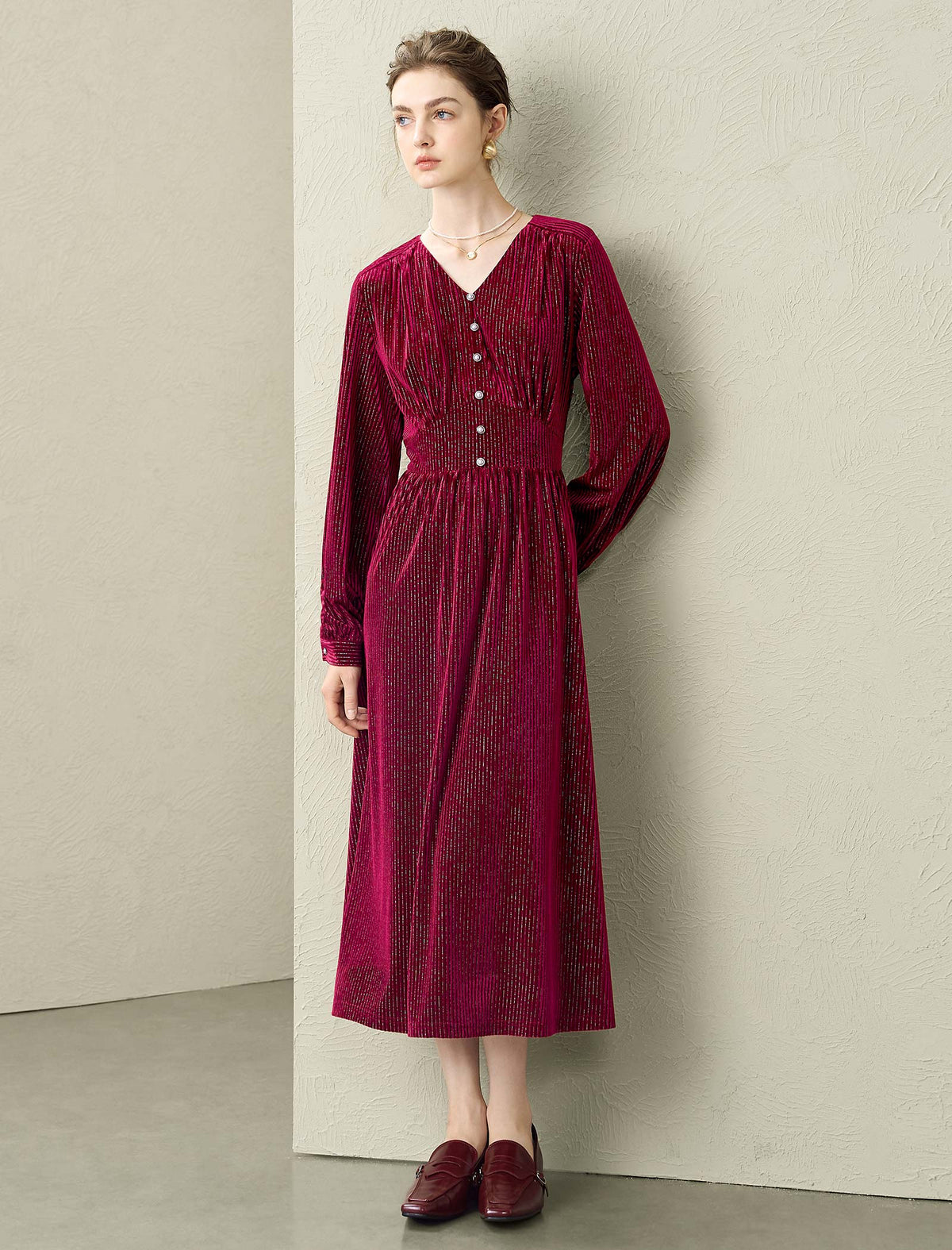 Velvet V-Neck Waist-Defining Elegant Midi Dress