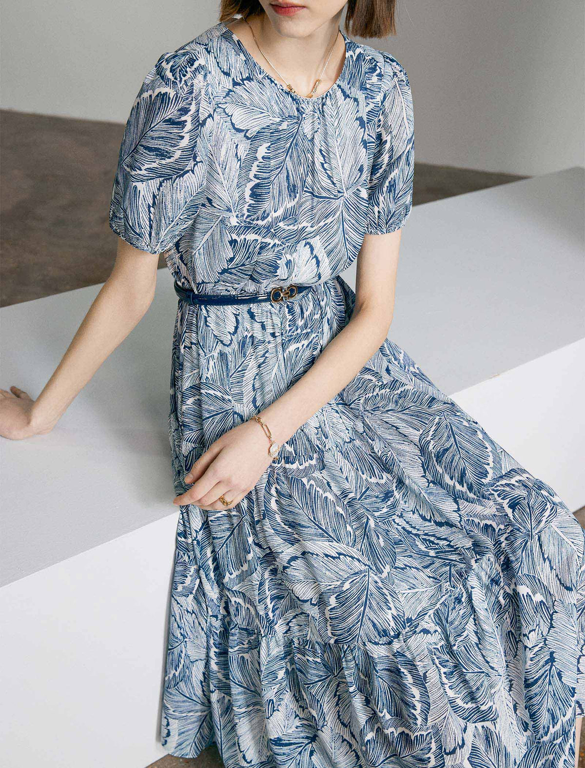 Leaf Print Puff Sleeve Midi Dress