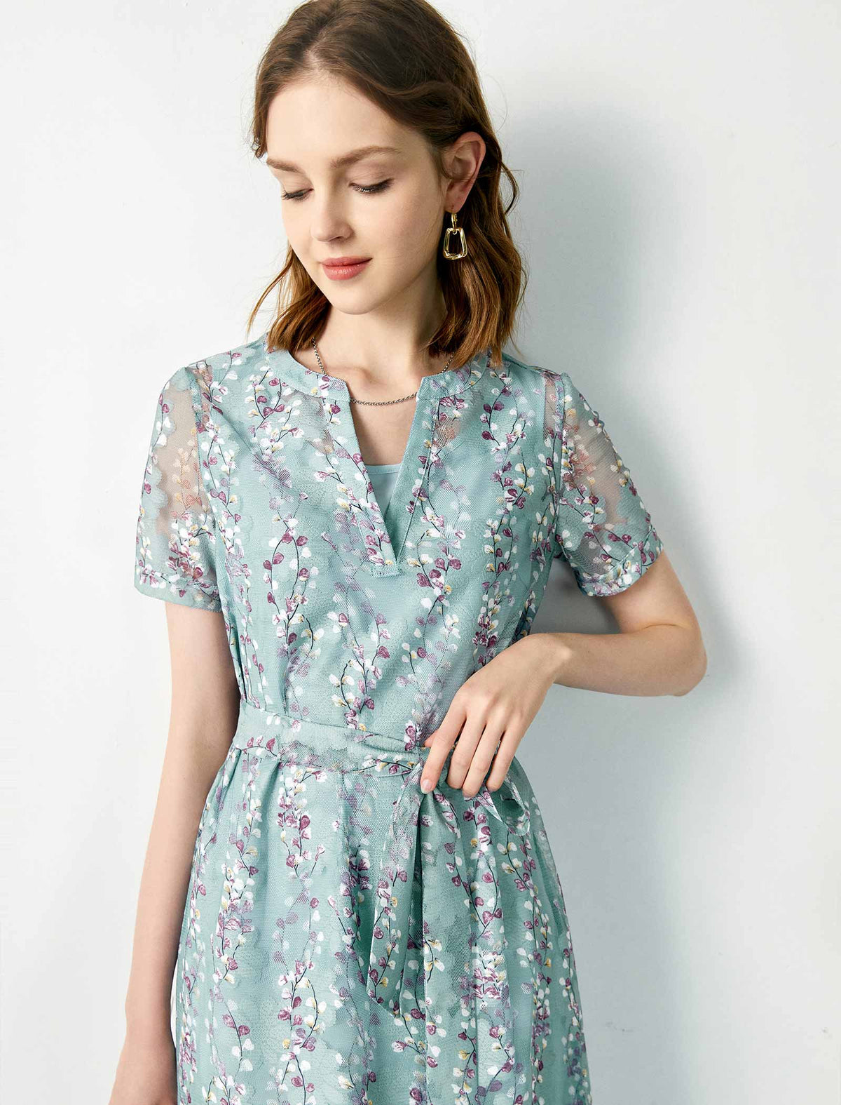 Lace Floral Waist-Cinched Dress