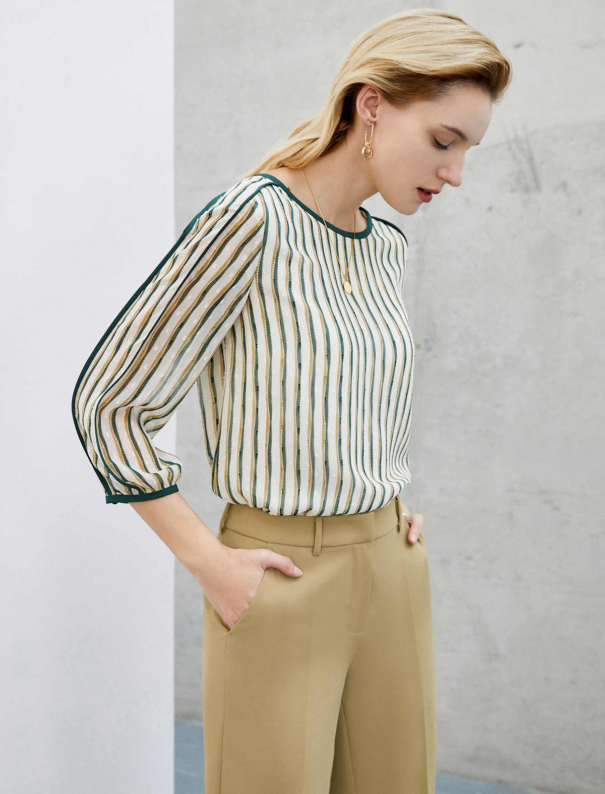 Crew Neck Striped 3/4 Sleeve Top