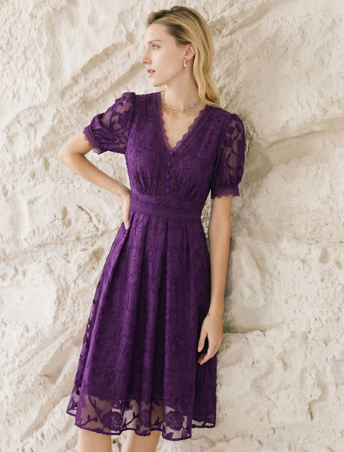 V-Neck Waist-Cinched Short Sleeve Dress