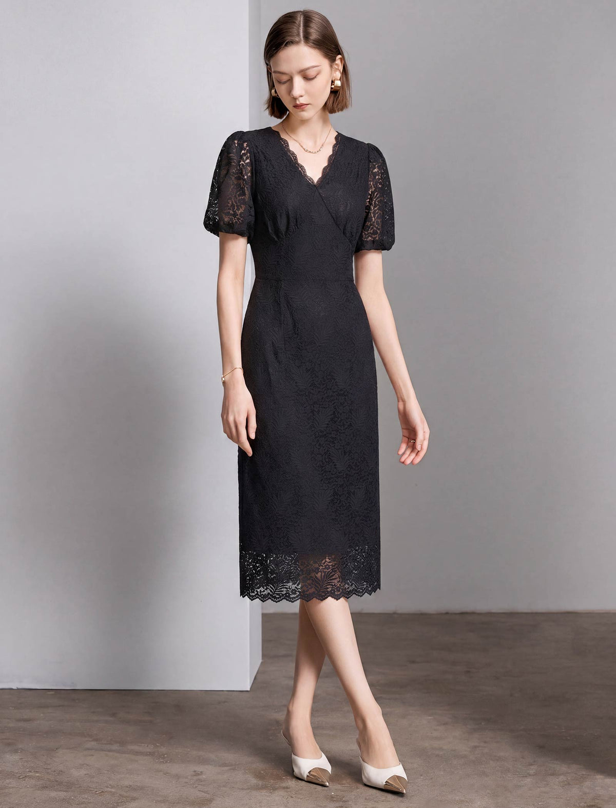 Lace Floral V-Neck Puff Sleeve Midi Dress