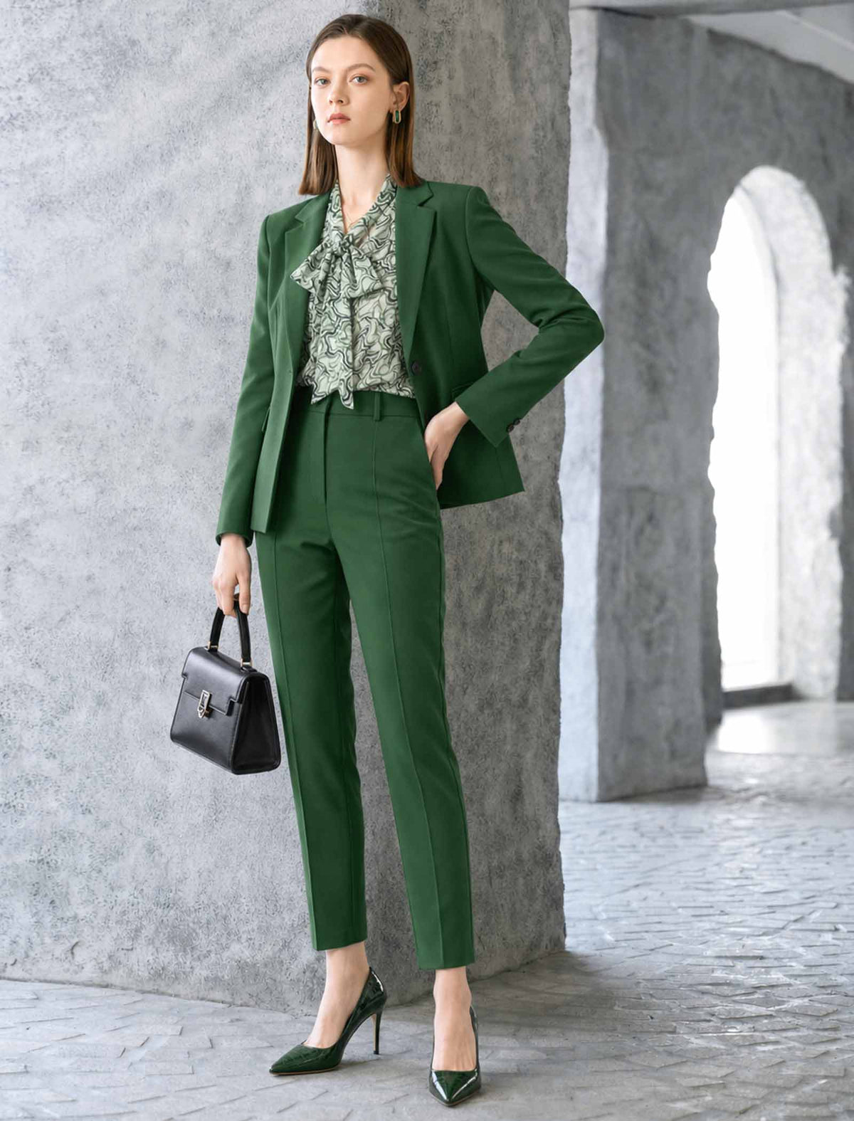 Single-Breasted Tailored Blazer