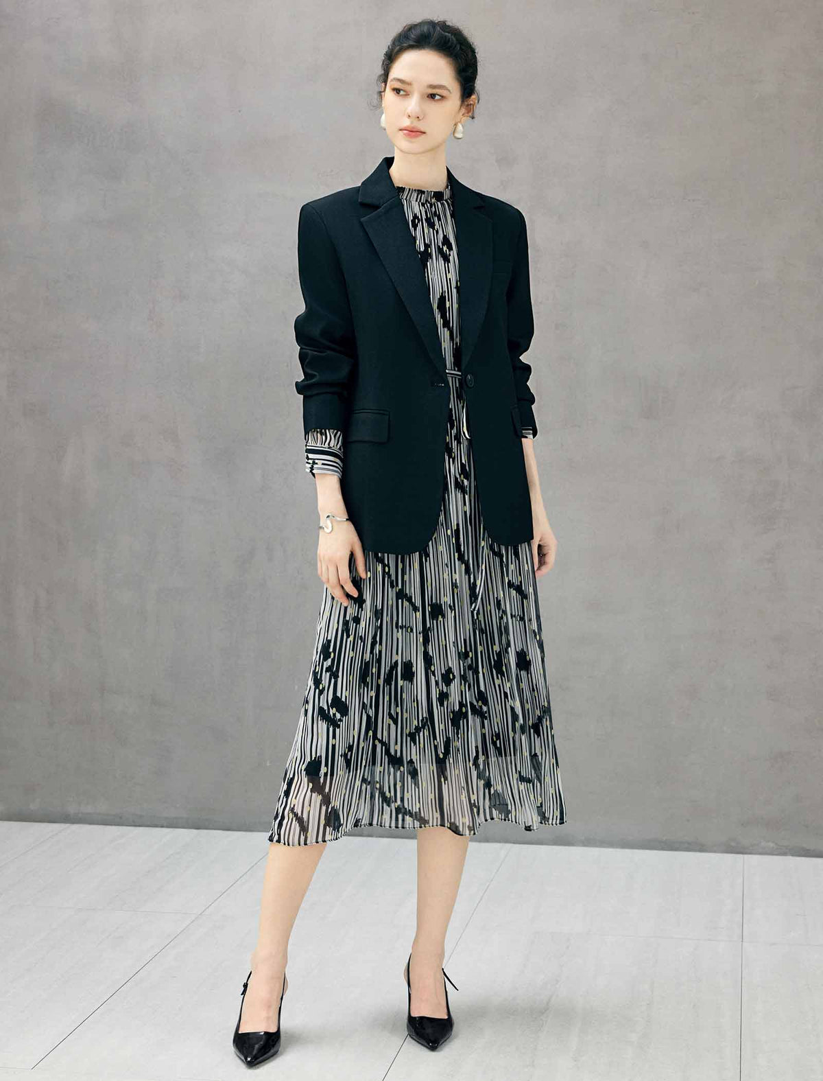 Abstract Print Belted Long Sleeve Midi Dress