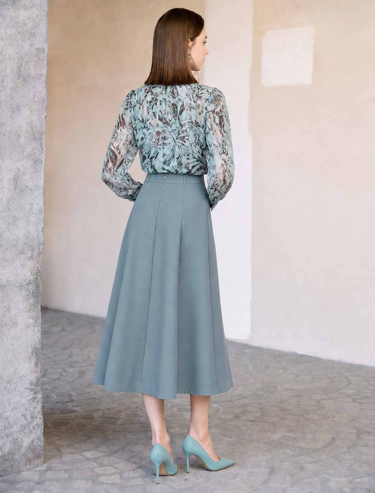 Floral Print Tie Neck Long Sleeve Blouse