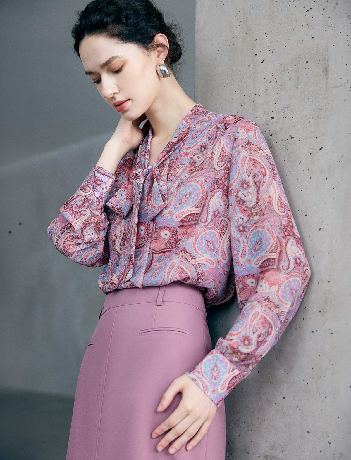 Bow Tie Paisley Print Long Sleeve Blouse