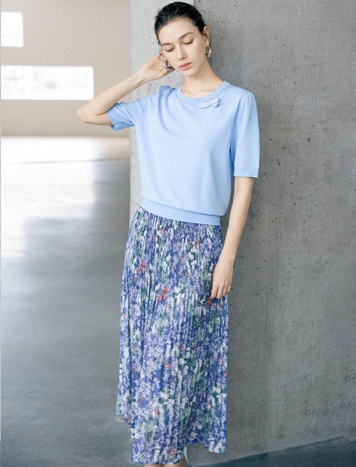 Bow Detail Embellished Neckline Knit Top