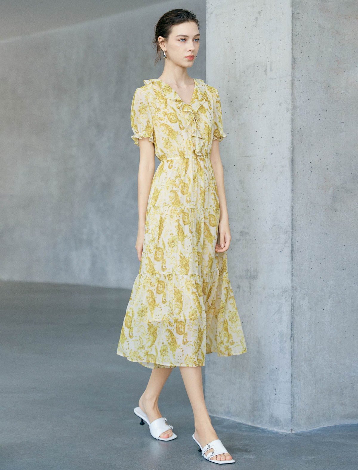 Golden Paisley Print Ruffled Tiered Midi Dress