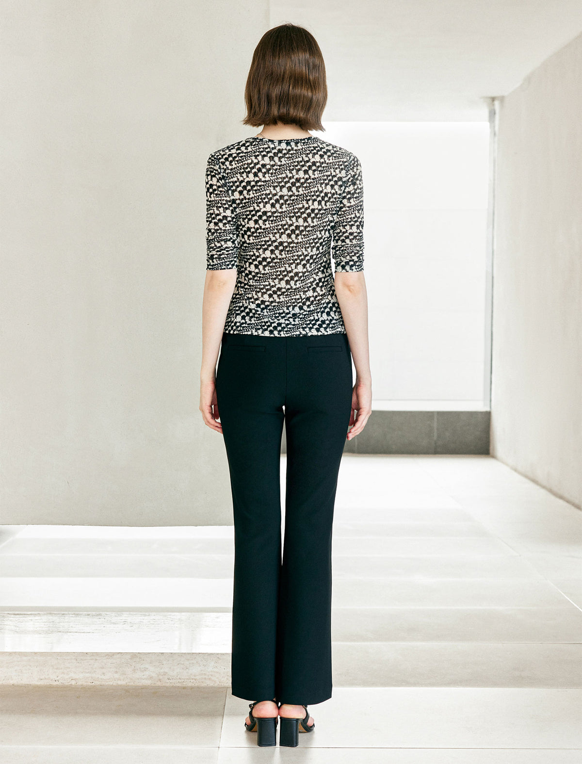 Black And White Abstract Print Knit Top