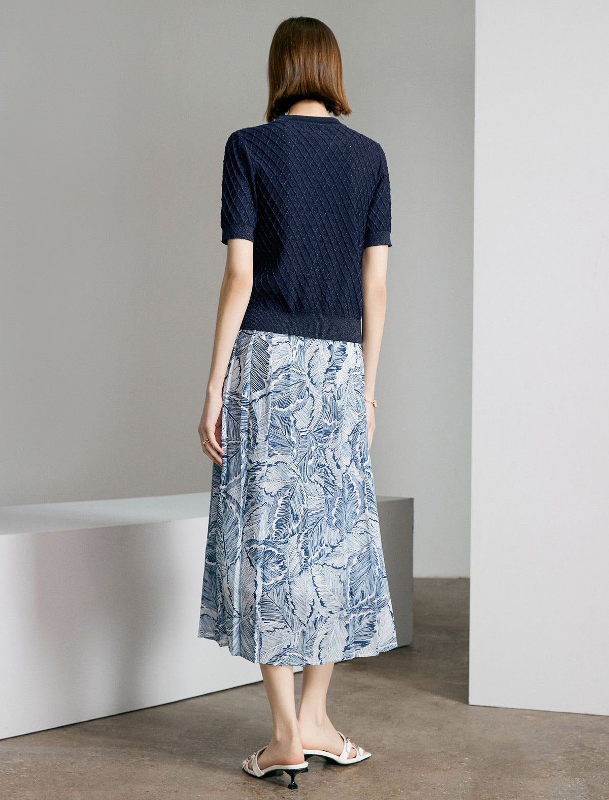 Diamond Textured Short Sleeve Knit Cardigan