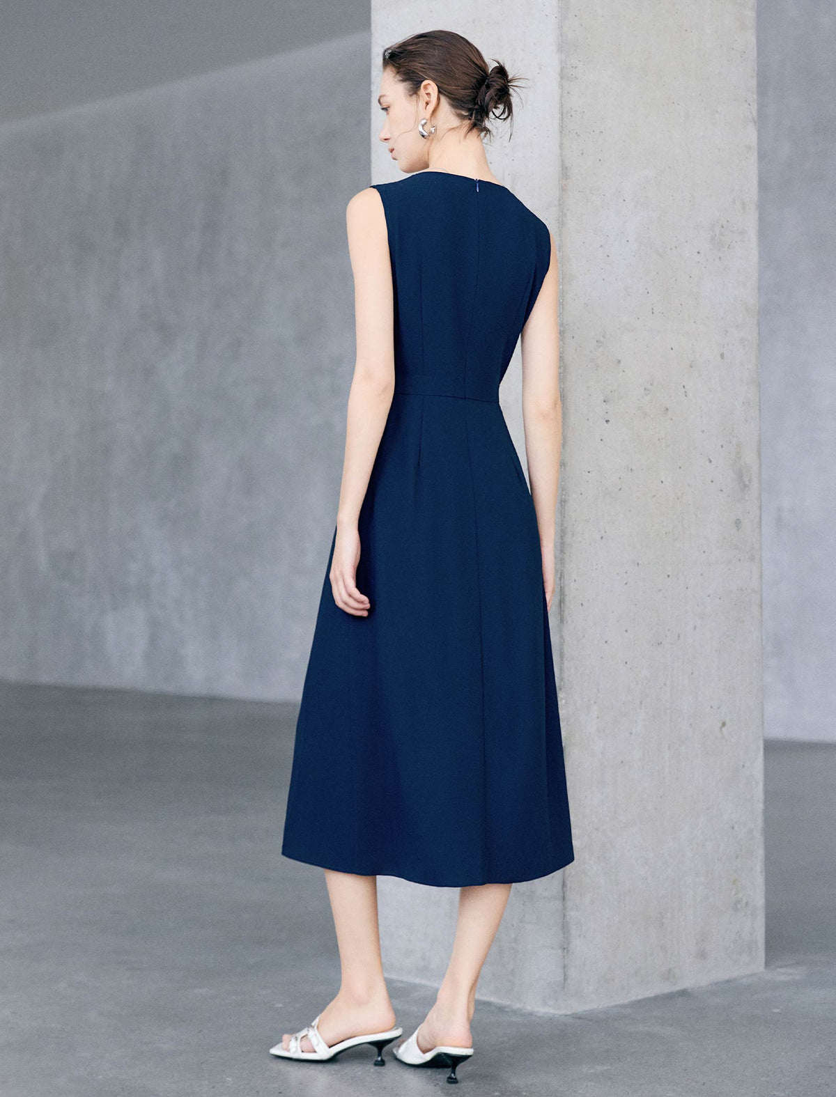 The Metropolitan Sculpted Waist Dress