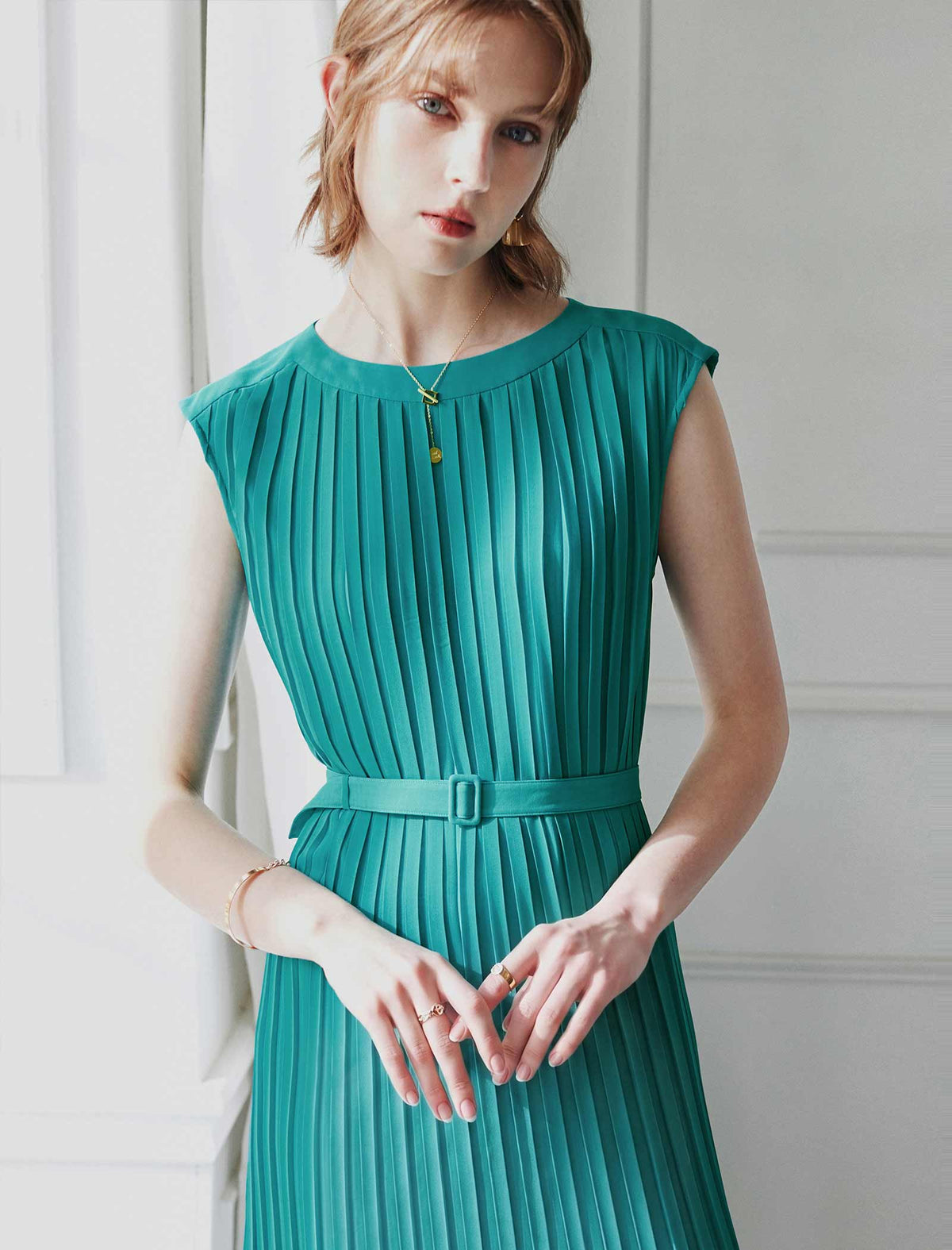 Pleated Sleeveless Midi Dress