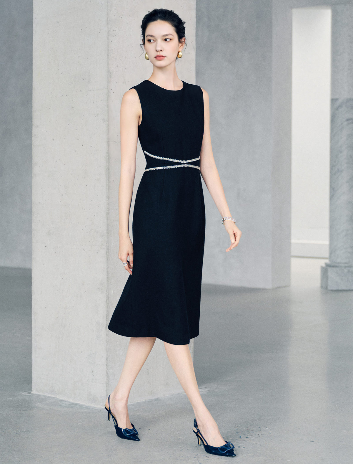 Sleeveless Embellished Waist Midi Dress