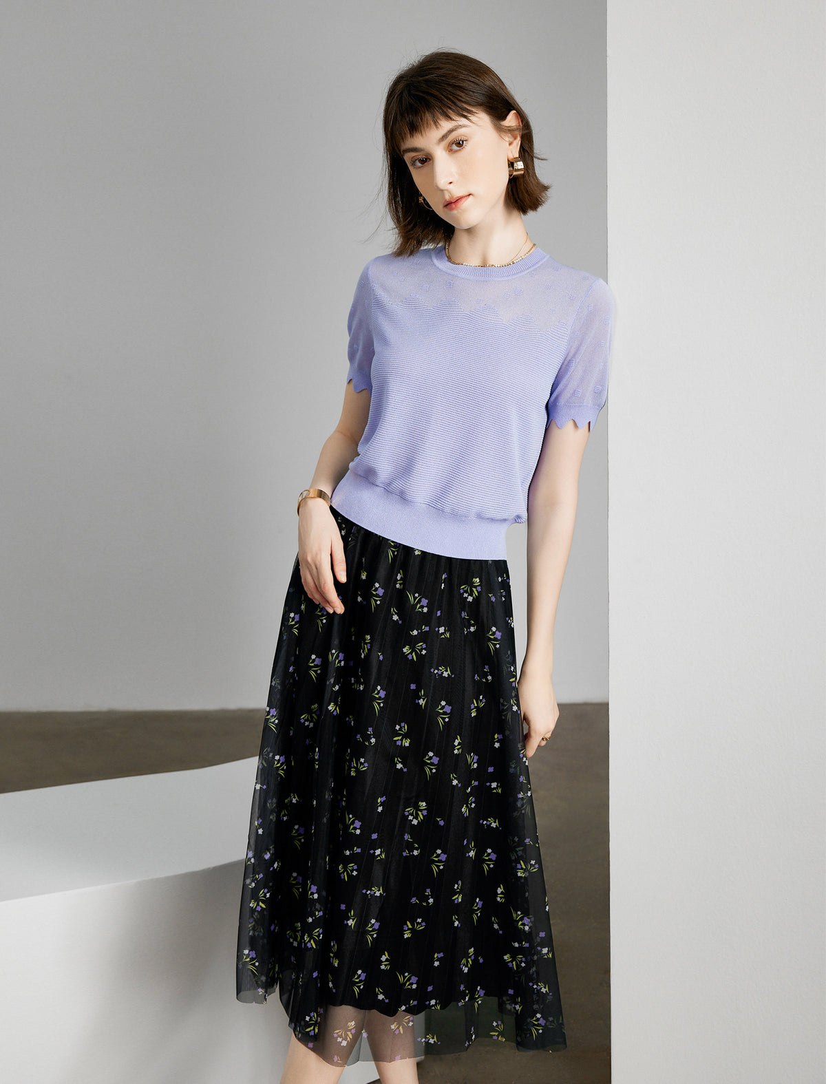 Lavender Scalloped Short Sleeve Knit Top
