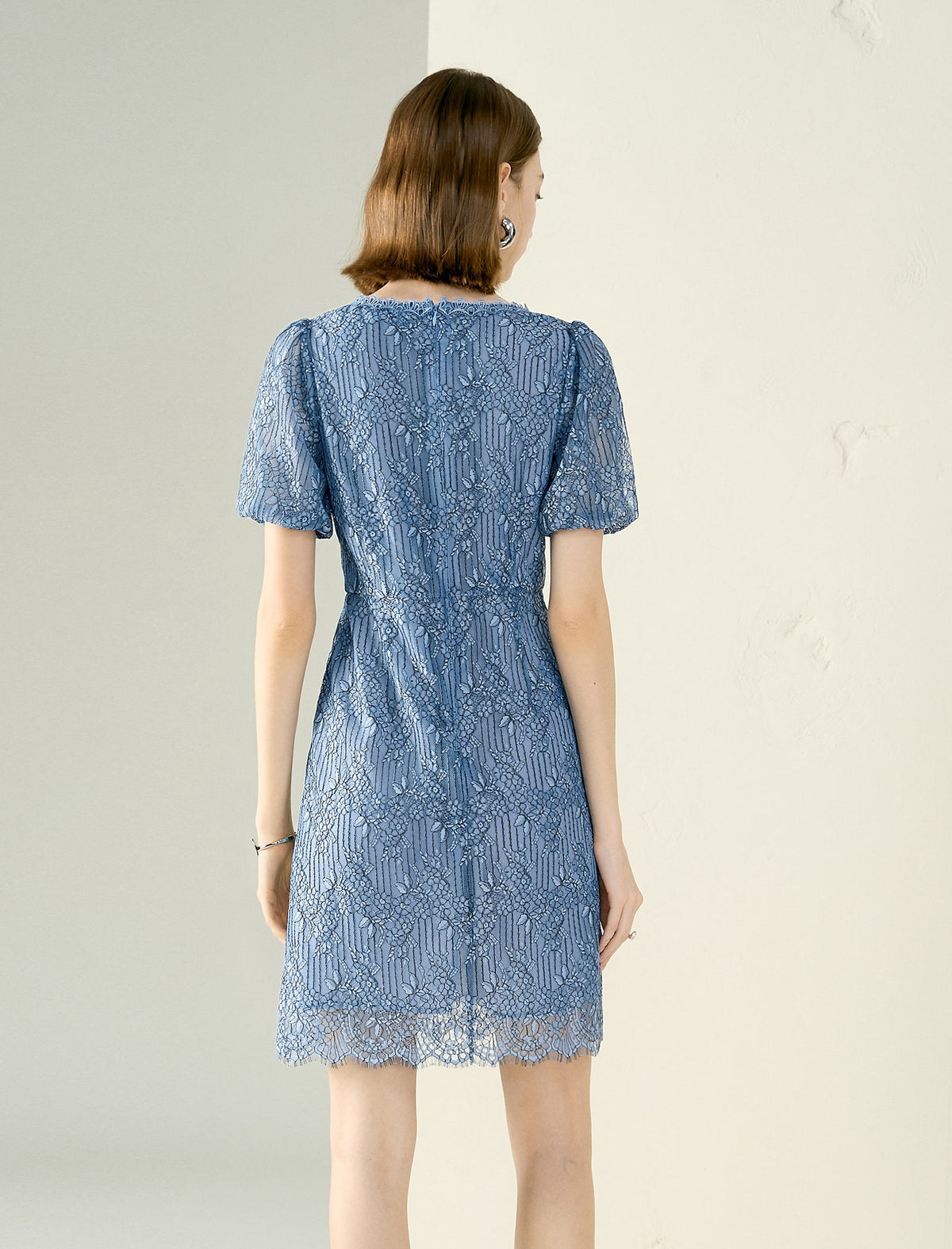 Lace Puff Sleeve Sheath Dress
