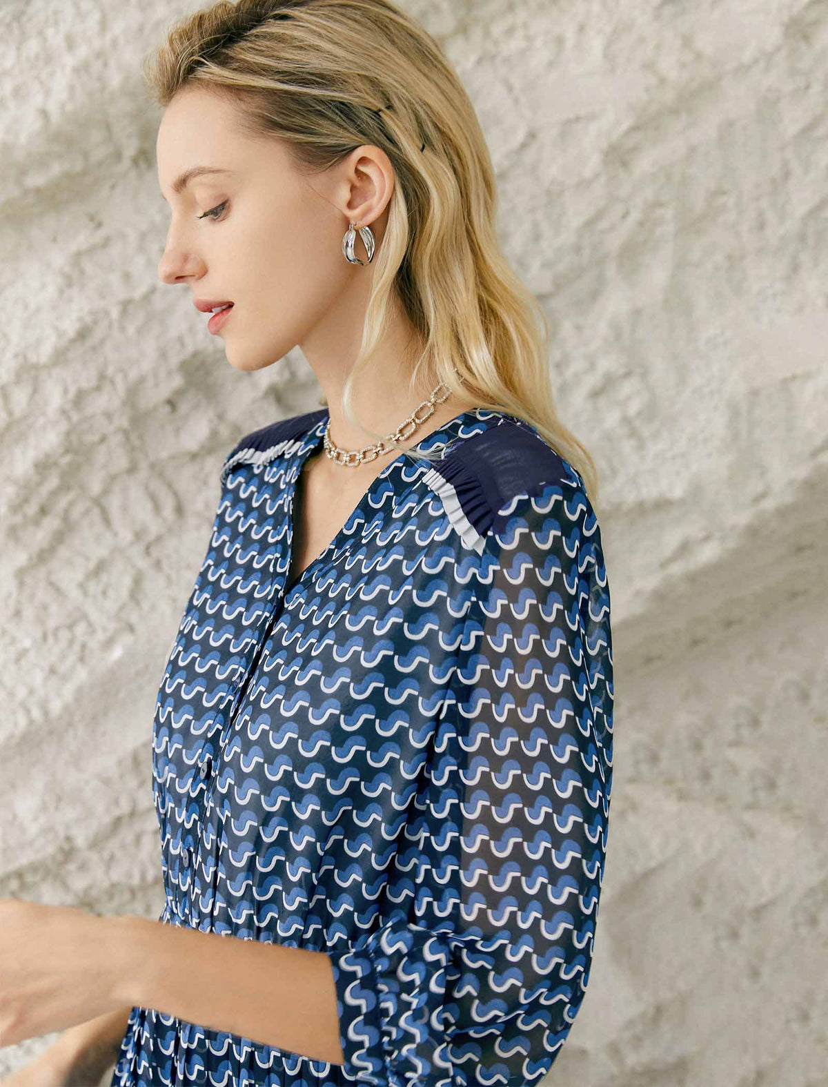 Blue Wave Print Pleated Dress