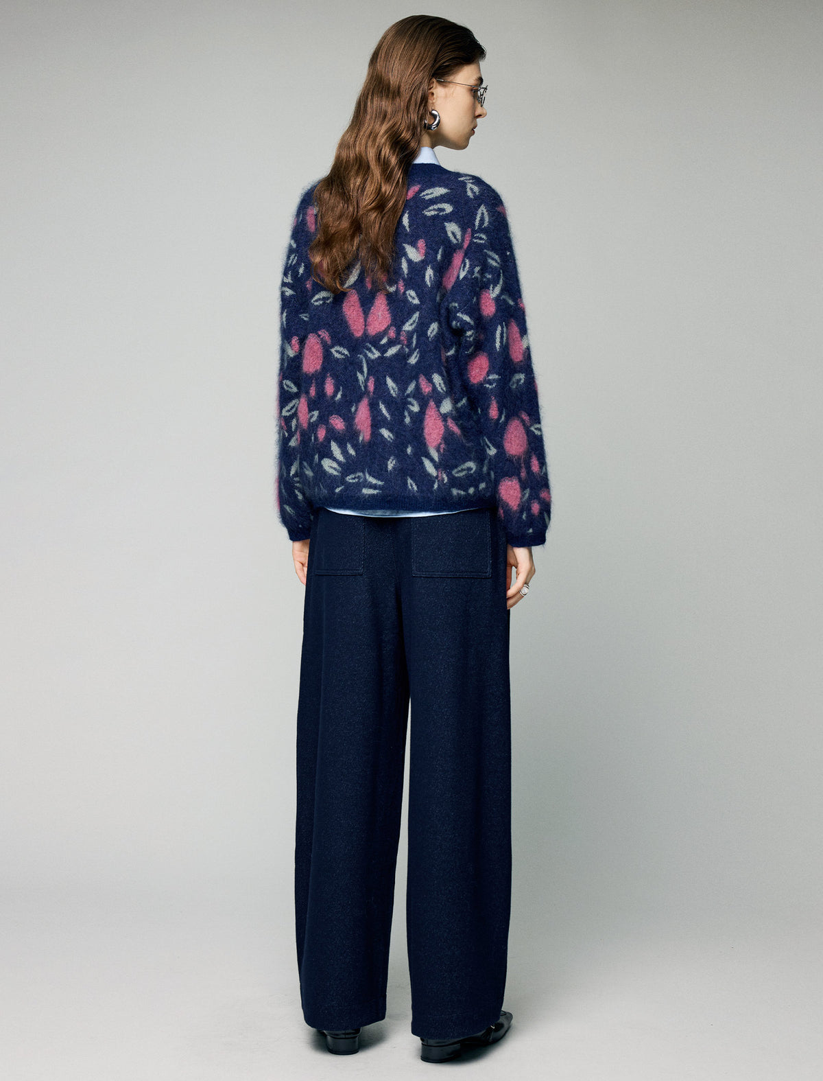 Wool and Mulberry Silk Blend Floral Jacquard Crewneck Relaxed Sweater