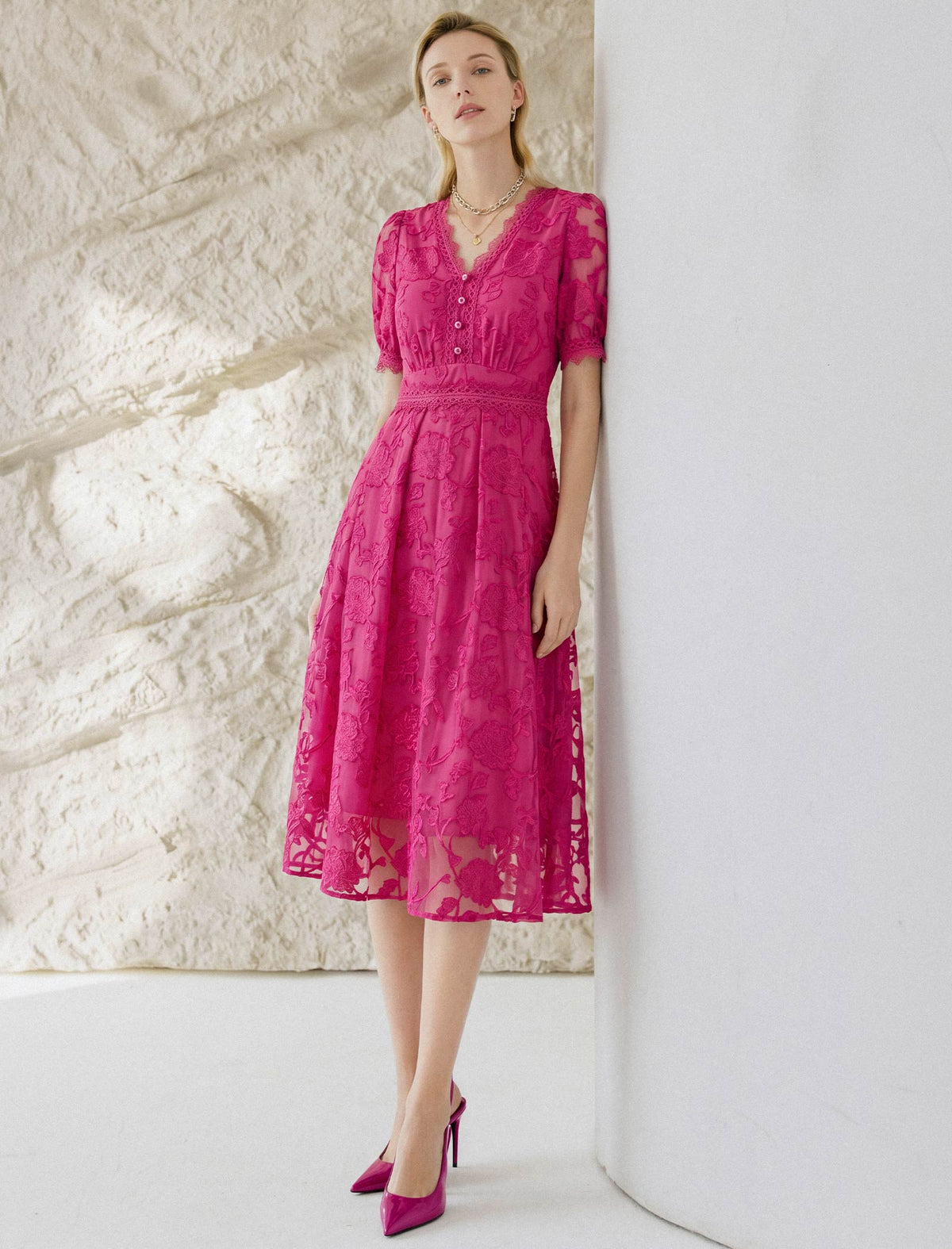 V-Neck Waist-Cinched Short Sleeve Dress