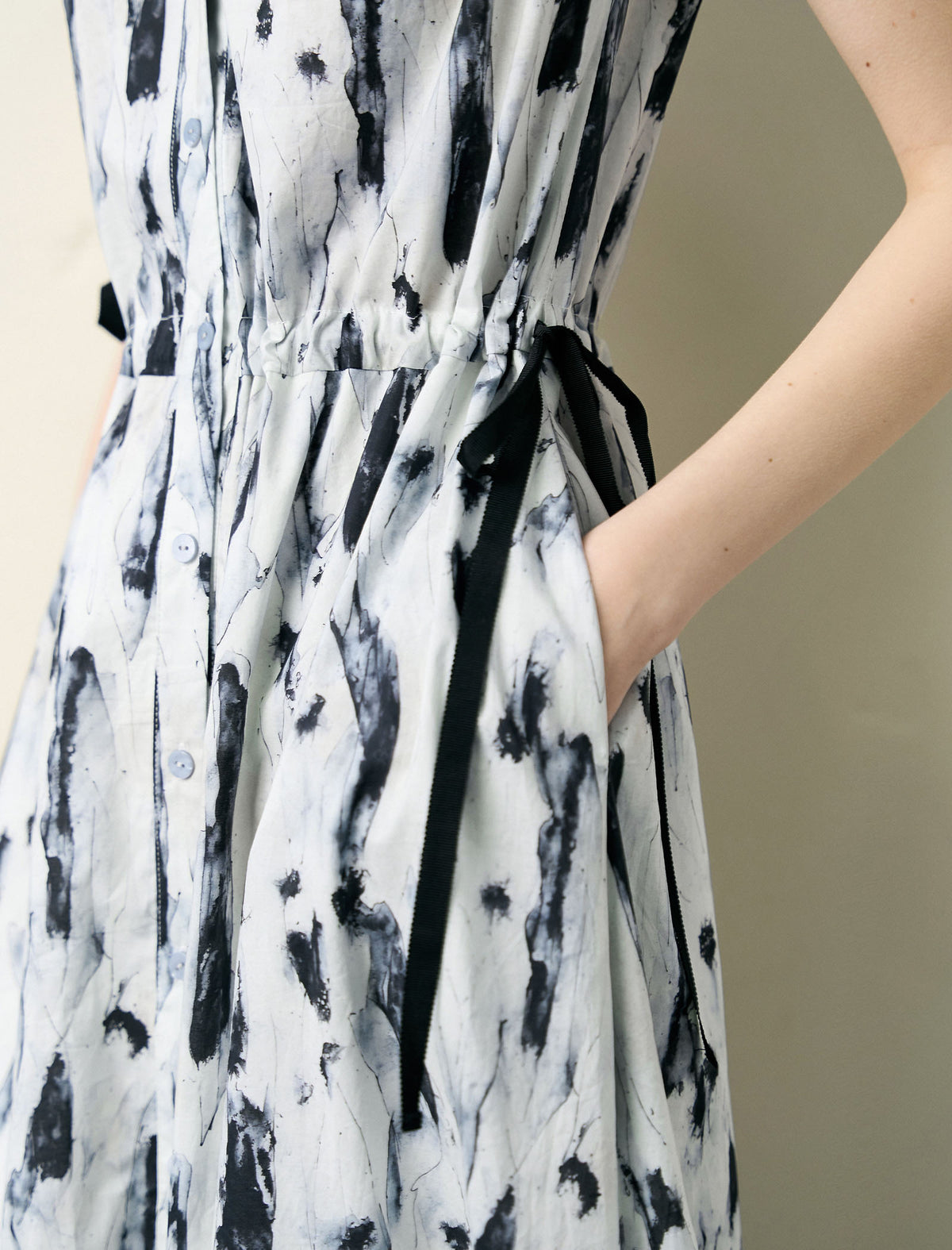 Abstract Print V-Neck Midi Dress