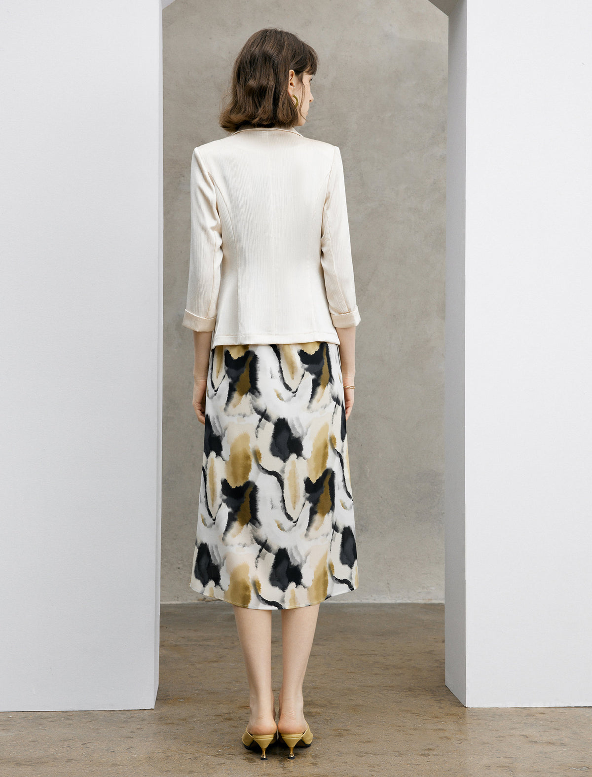 Three Quarter Sleeve Satin Blazer