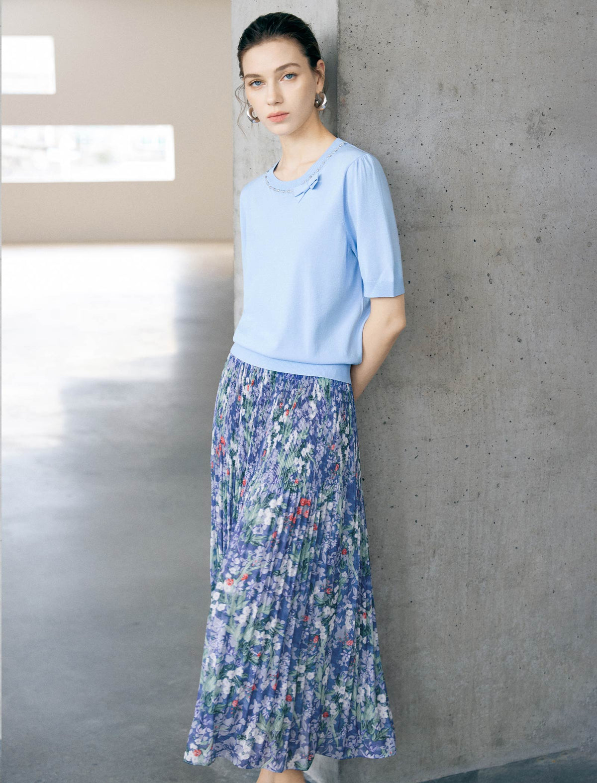 Bow Detail Embellished Neckline Knit Top