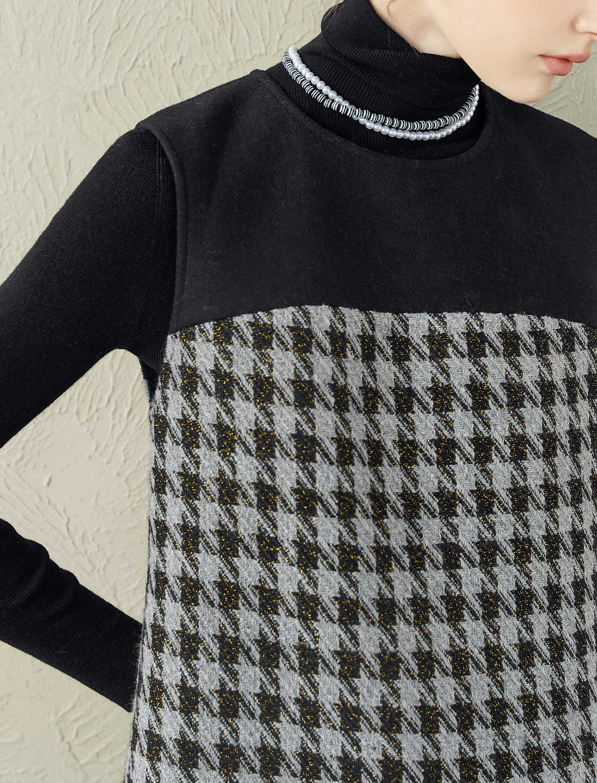 Houndstooth Wool-Blend Sleeveless Shift Dress