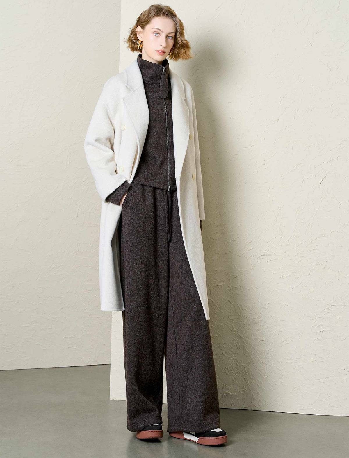 100% Australian Superfine Wool Double-Breasted Coat