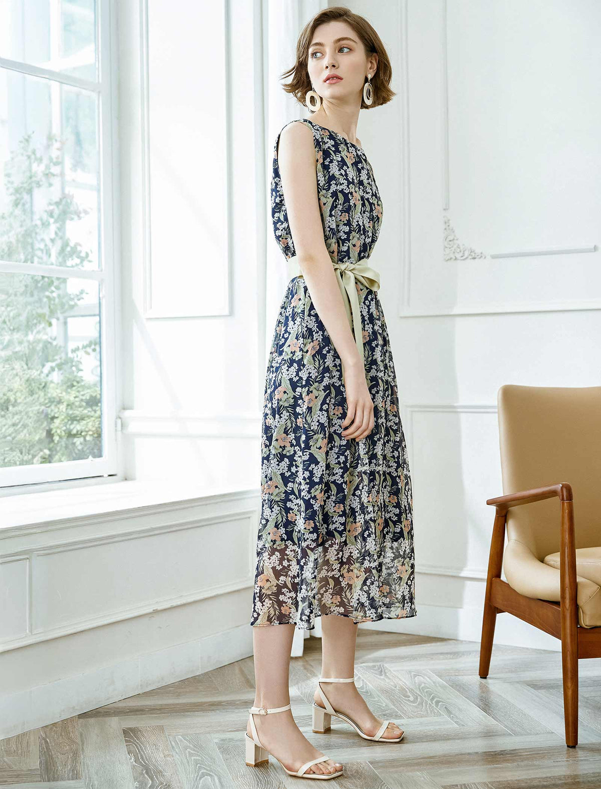Chiffon Tie-Waist Floral Sleeveless Dress