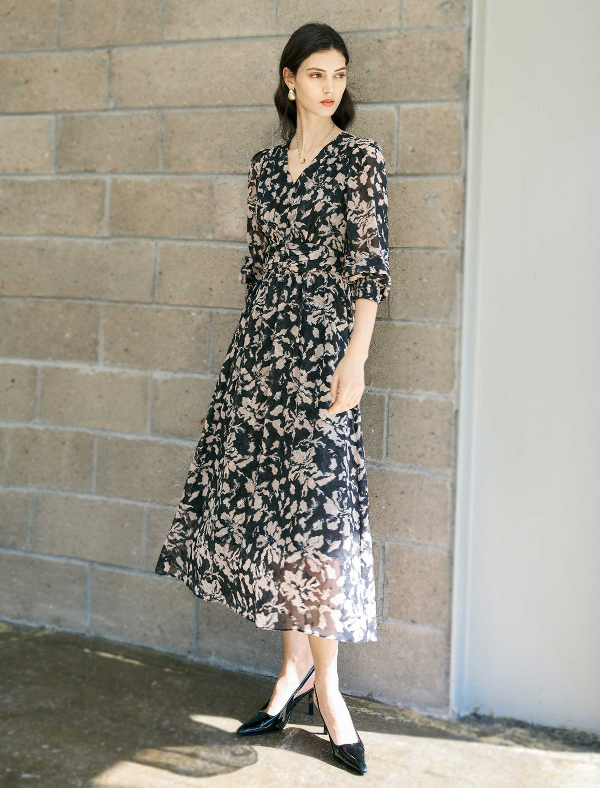 Black And Beige Floral Print Midi Dress