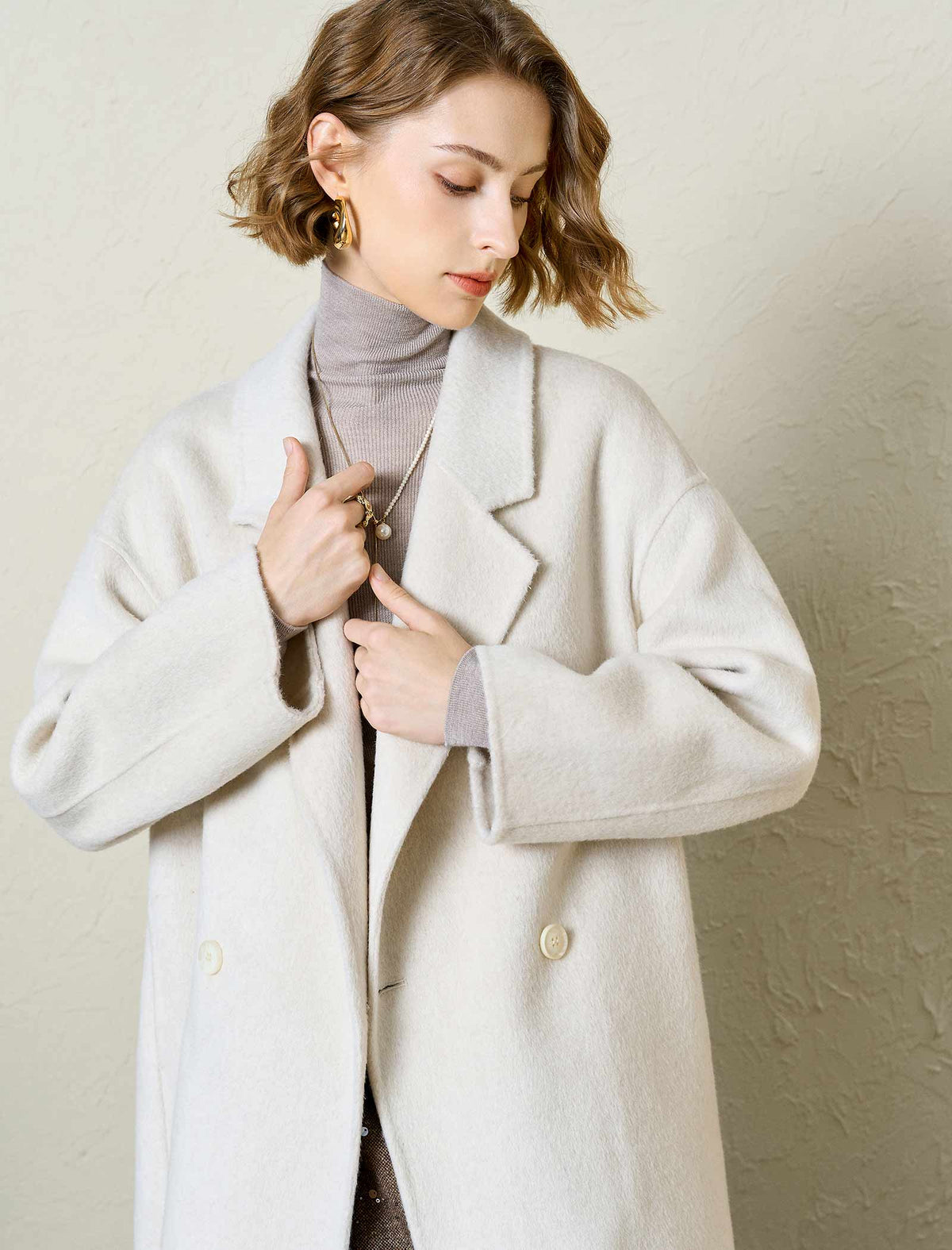 100% Australian Superfine Wool Double-Breasted Coat