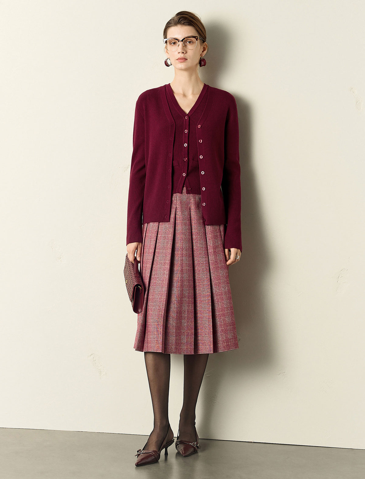 Minimalist Slim Fit Knit Cardigan