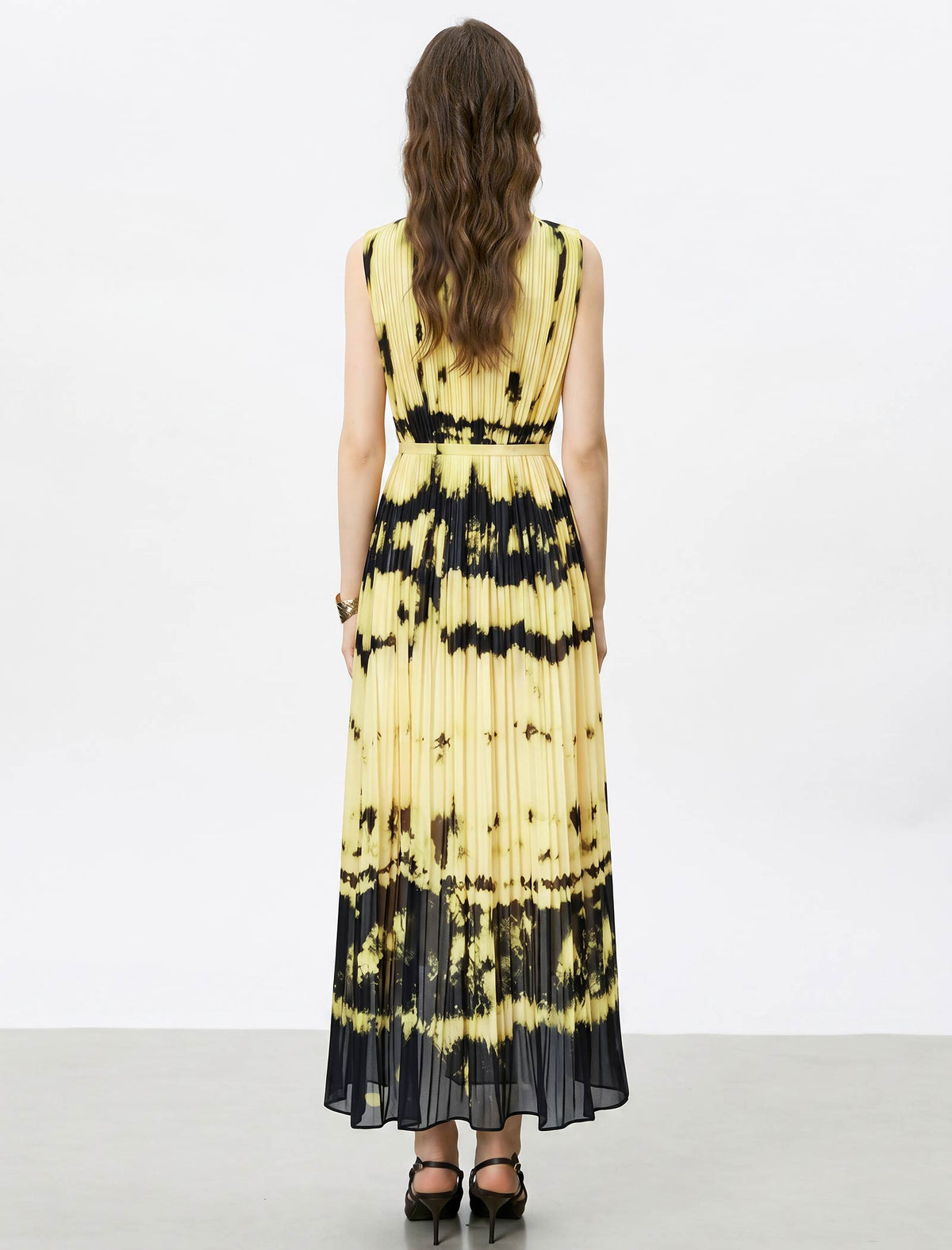 Sleeveless Tie-Dye Waist Tie Pleated Maxi Dress