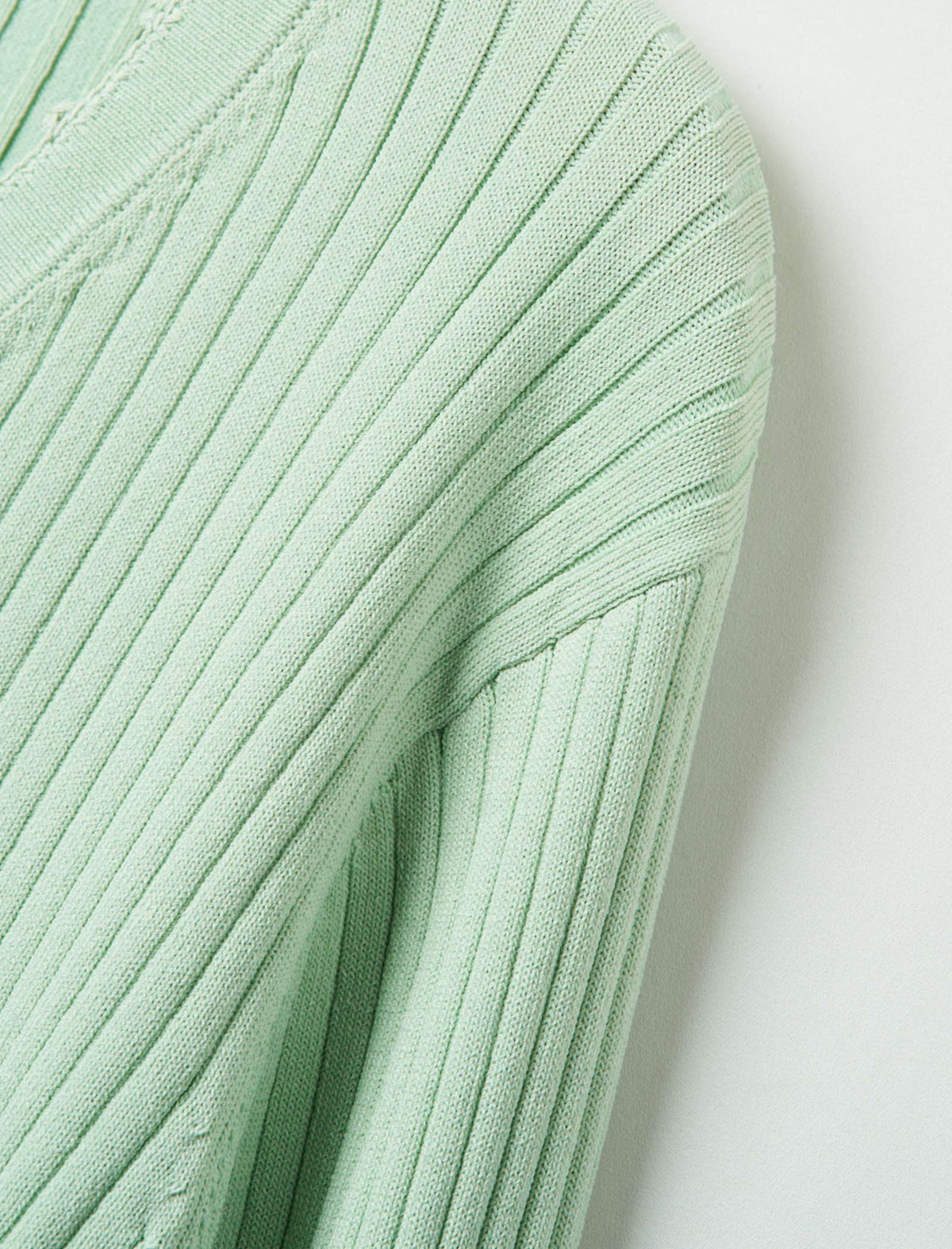 Ribbed Knit V-Neck Cardigan