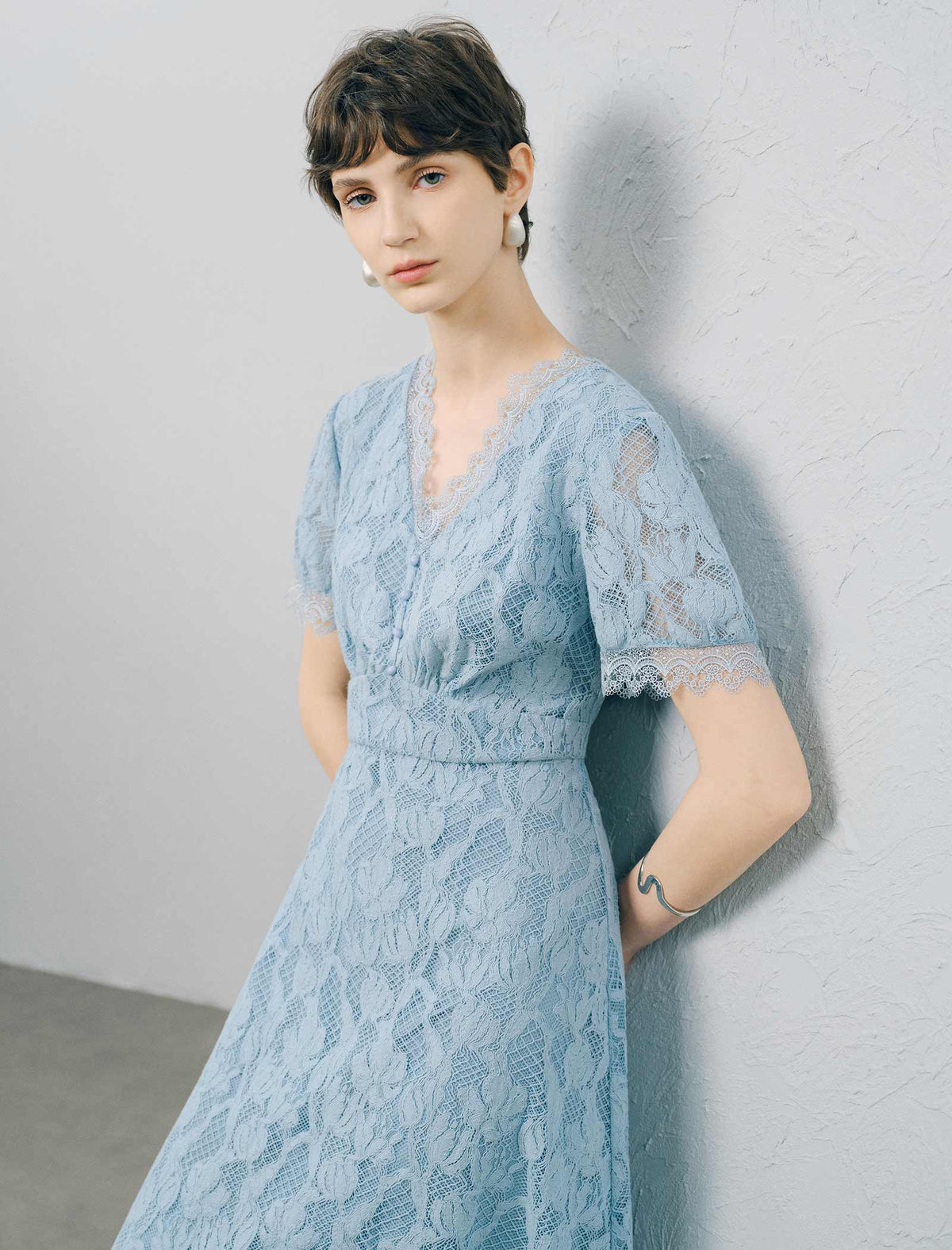 Blue Floral Lace V-Neck Midi Dress