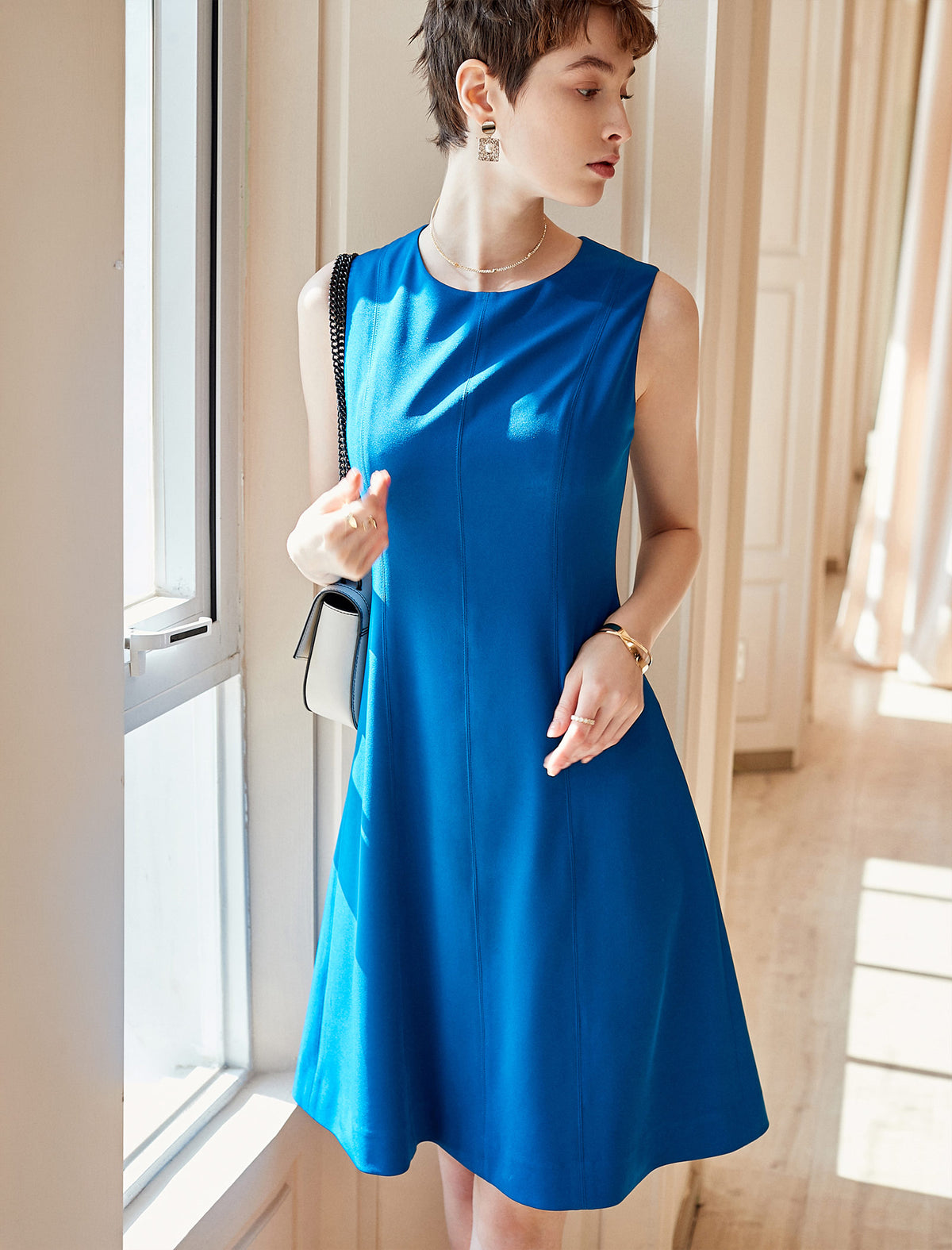 Crewneck Sleeveless Fitted A-Line Dress